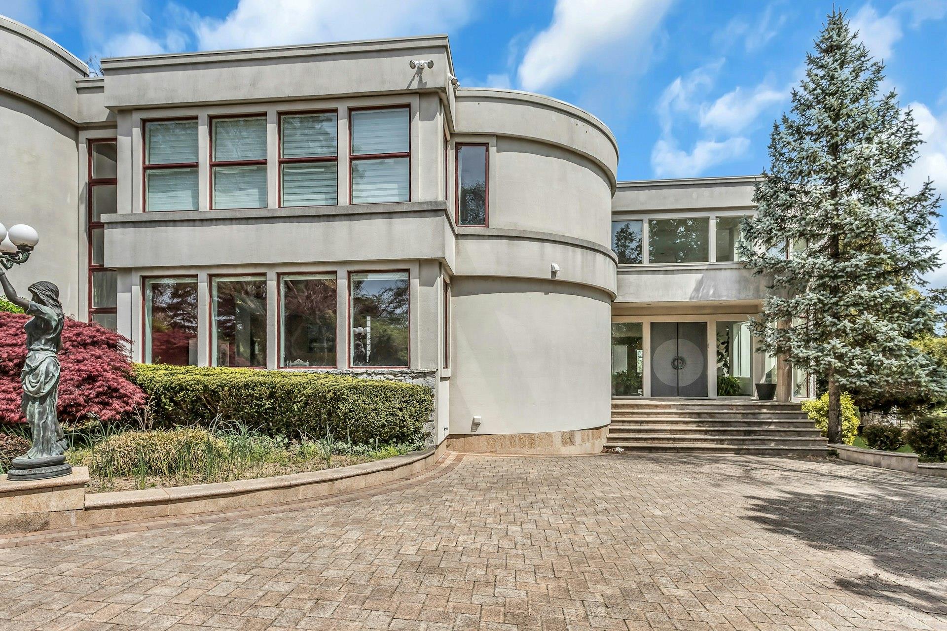 9 Dock Lane Property Photo 1