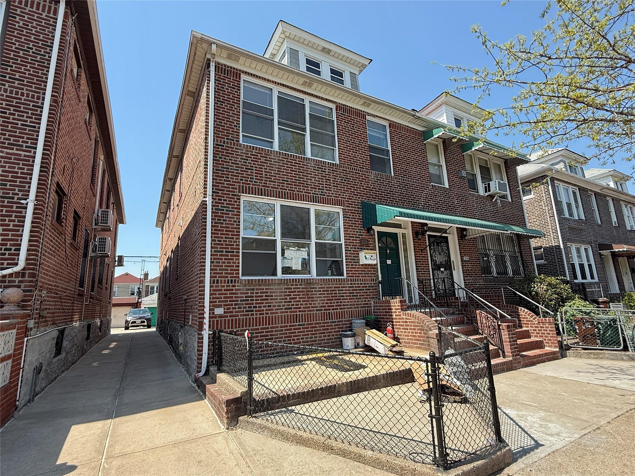 Is 230 Real Estate Listings Main Image