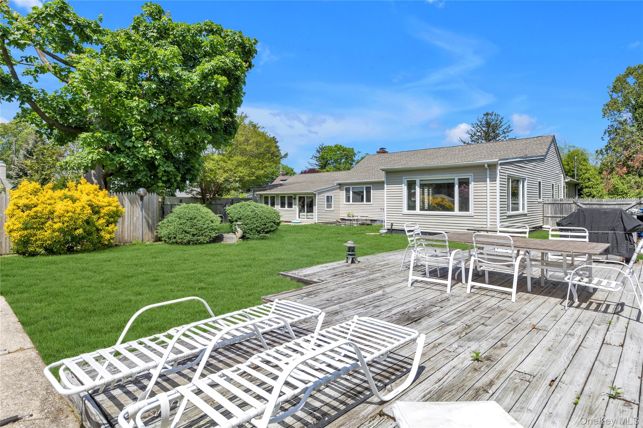 330 Scudder Avenue Property Photo 29