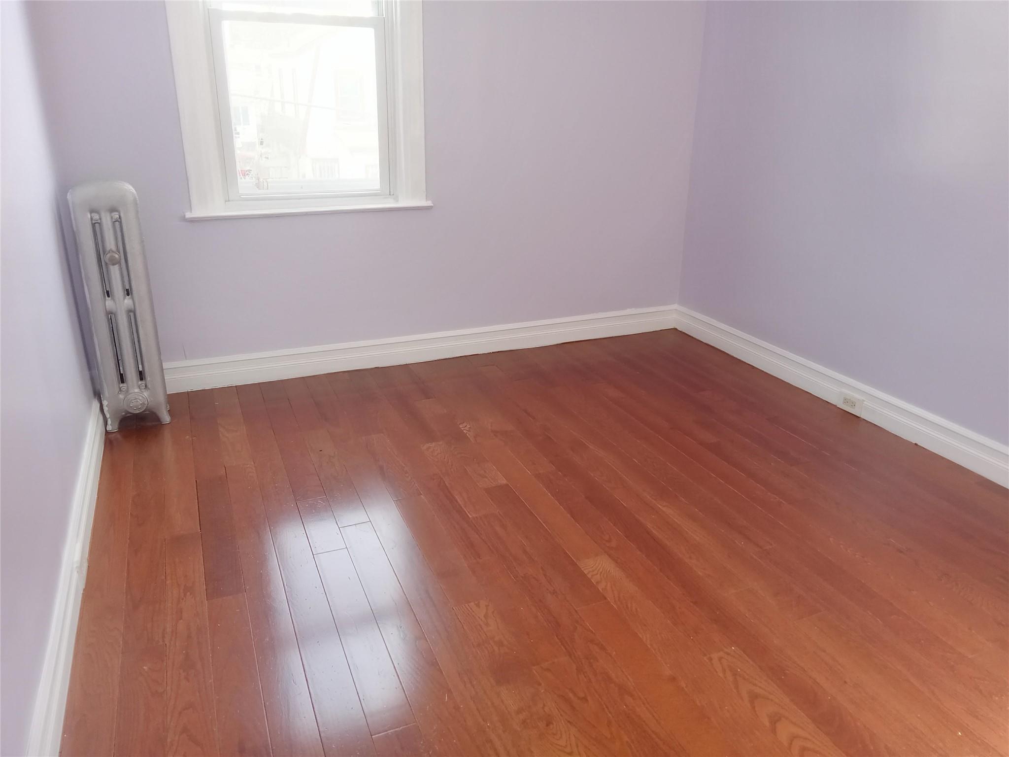 11423 Real Estate Listings Main Image