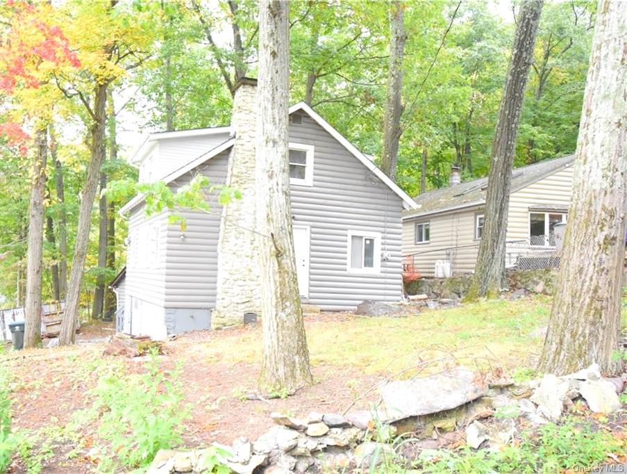 7 Wildwood Dr Property Photo