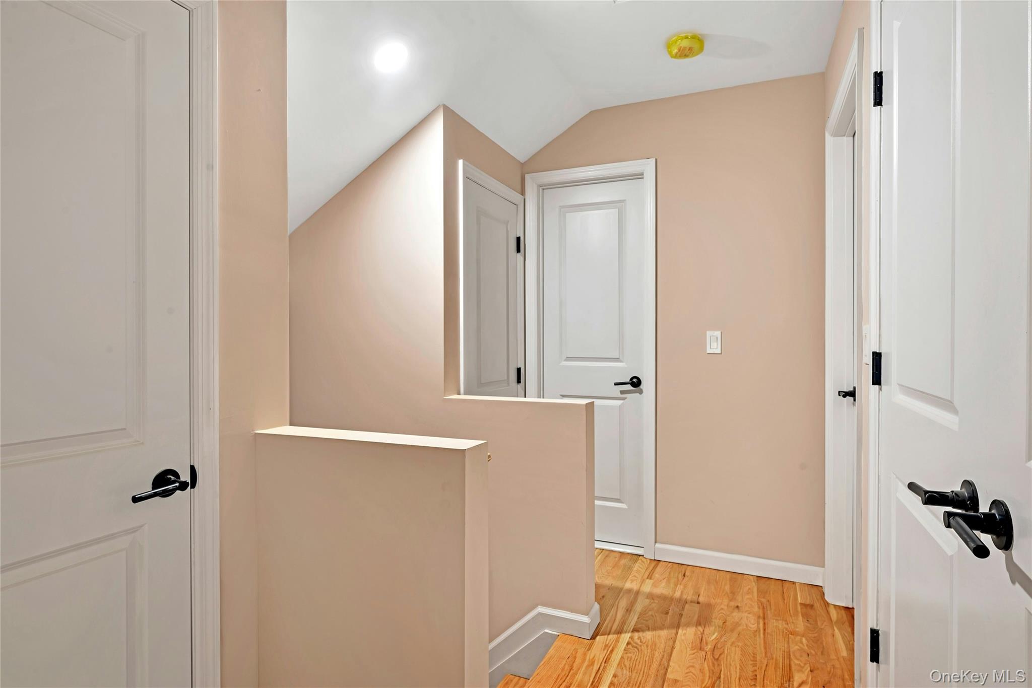 305 Commack Road Property Photo 11
