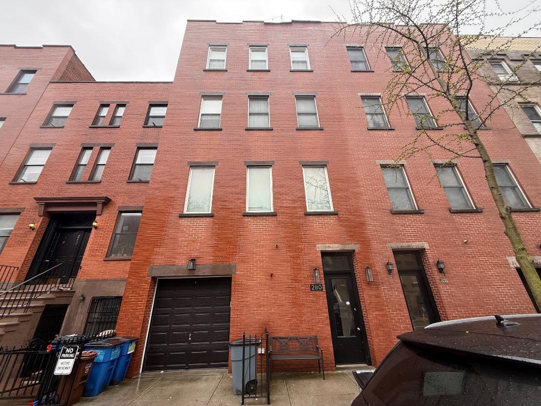 280 Sackett Street