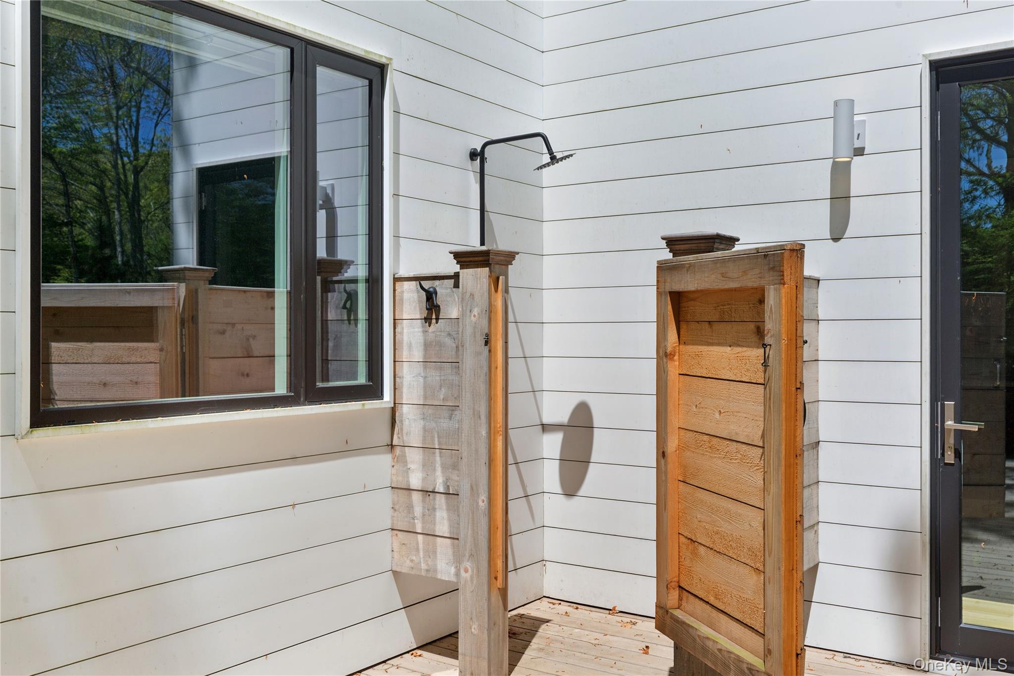 6710 Soundview Avenue Property Photo 25