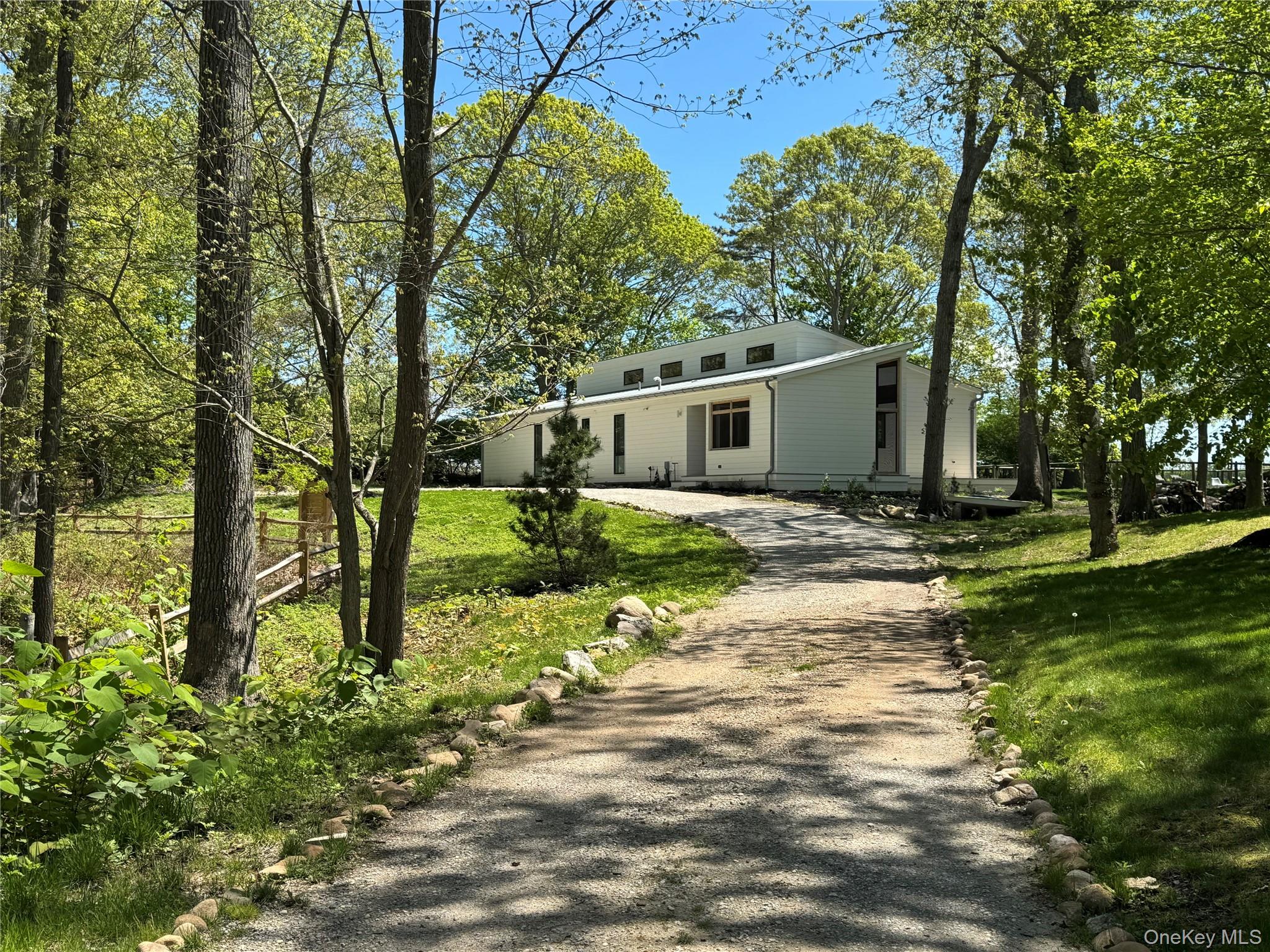6710 Soundview Avenue Property Photo 42