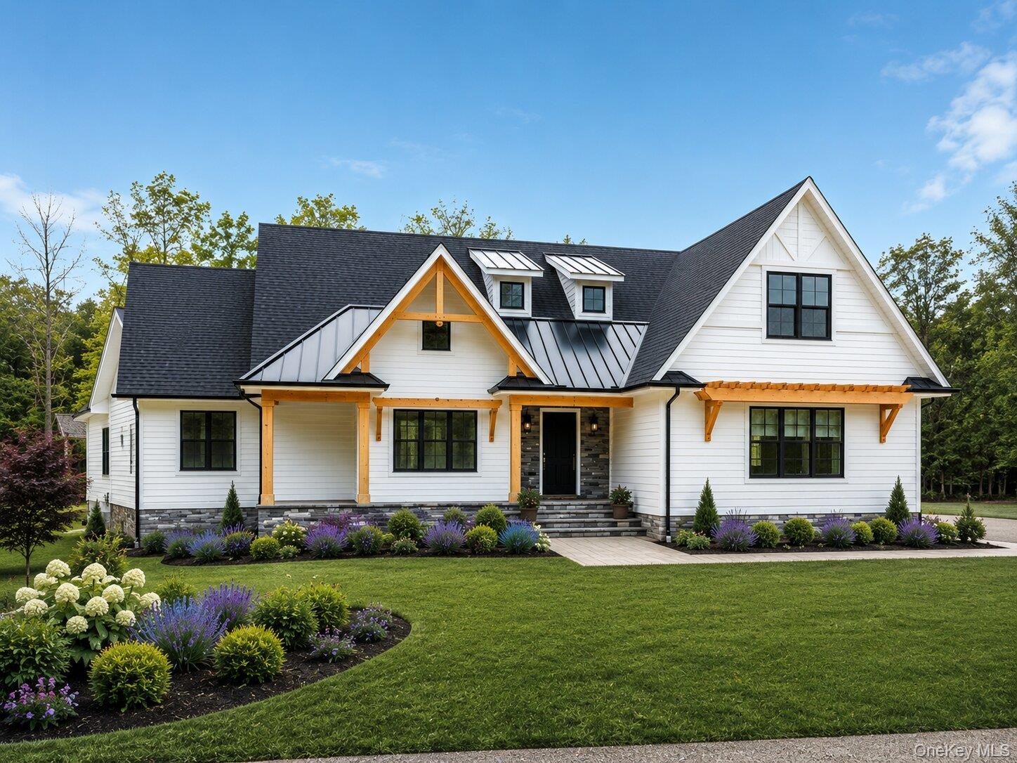 33 Lagoon Court