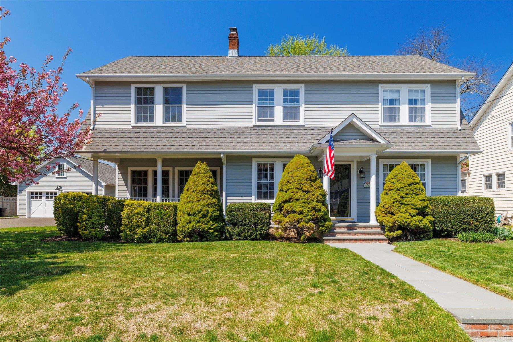 36 Locust Avenue Property Photo 1