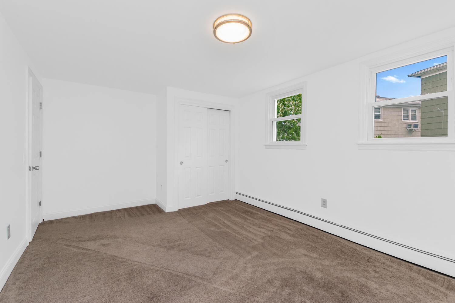 2 Bryn Mawr Place Gr Level Property Photo 6