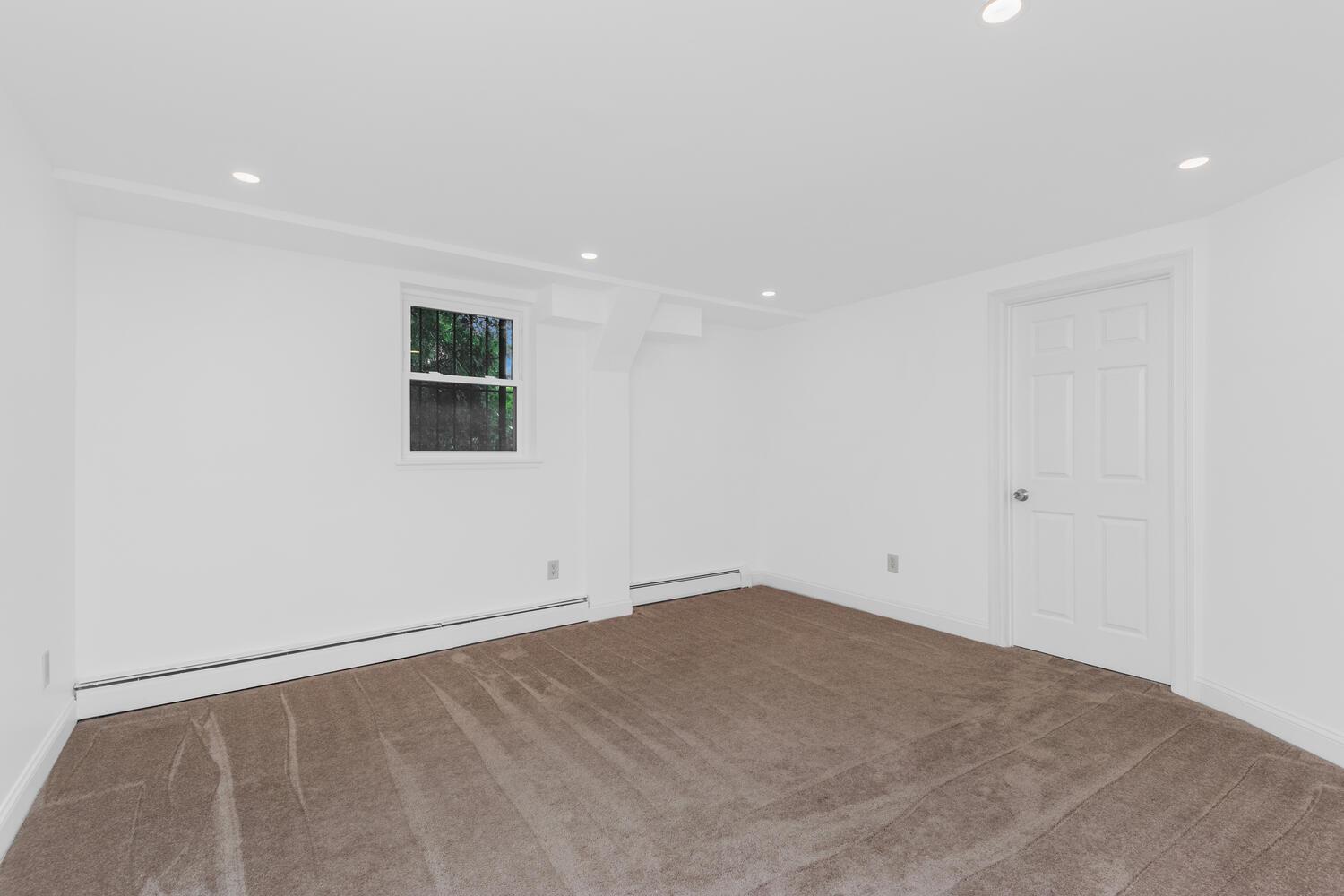 2 Bryn Mawr Place Gr Level Property Photo 7