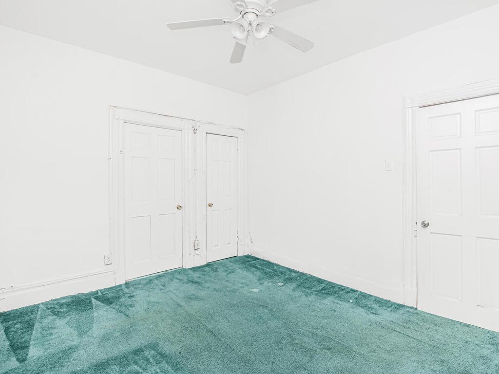 4449 Park Avenue Property Photo 11