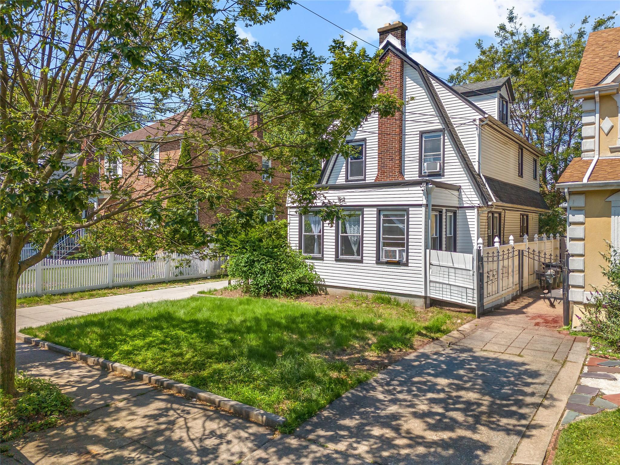 47-18 163 Street Property Photo 5
