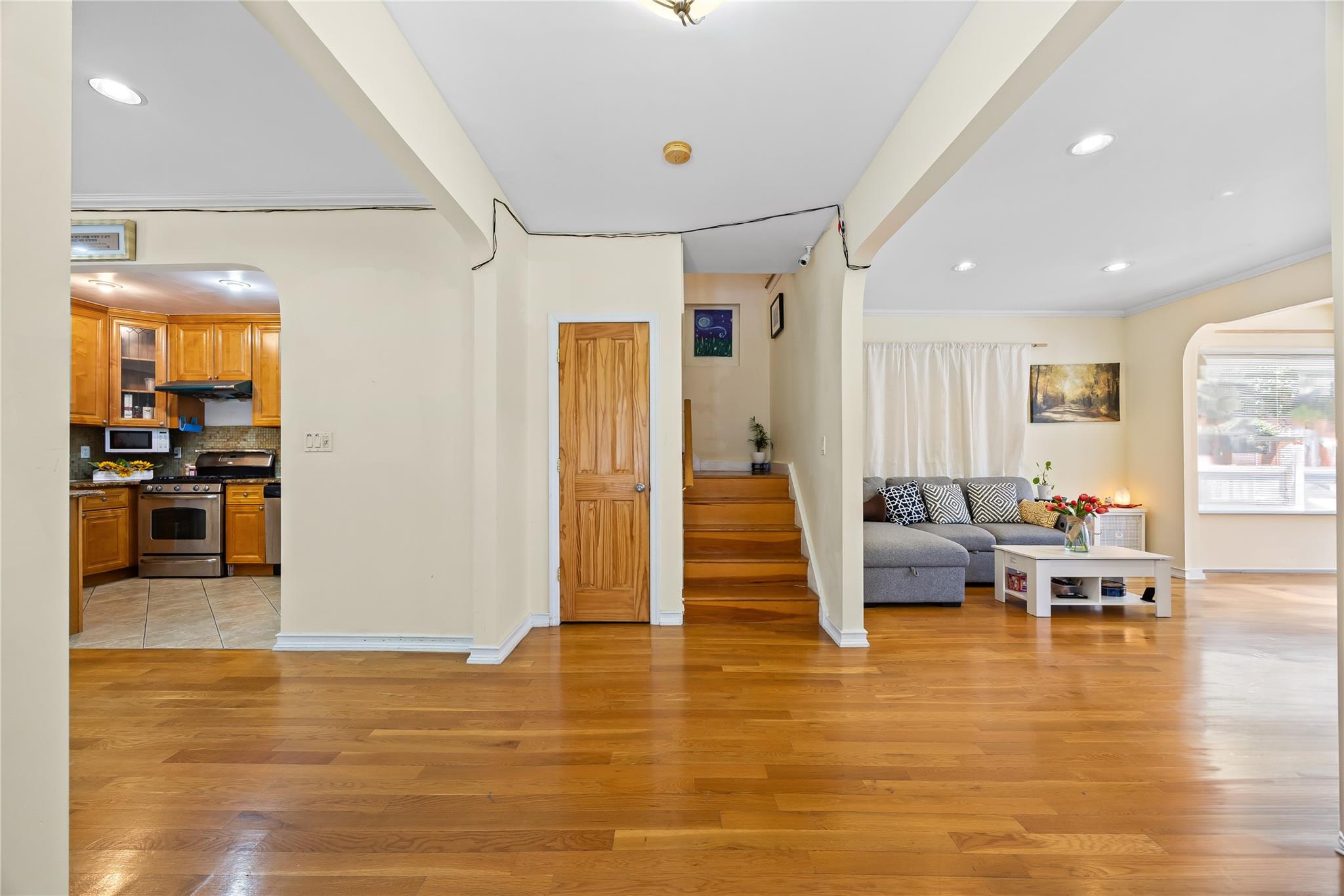 47-18 163 Street Property Photo 6