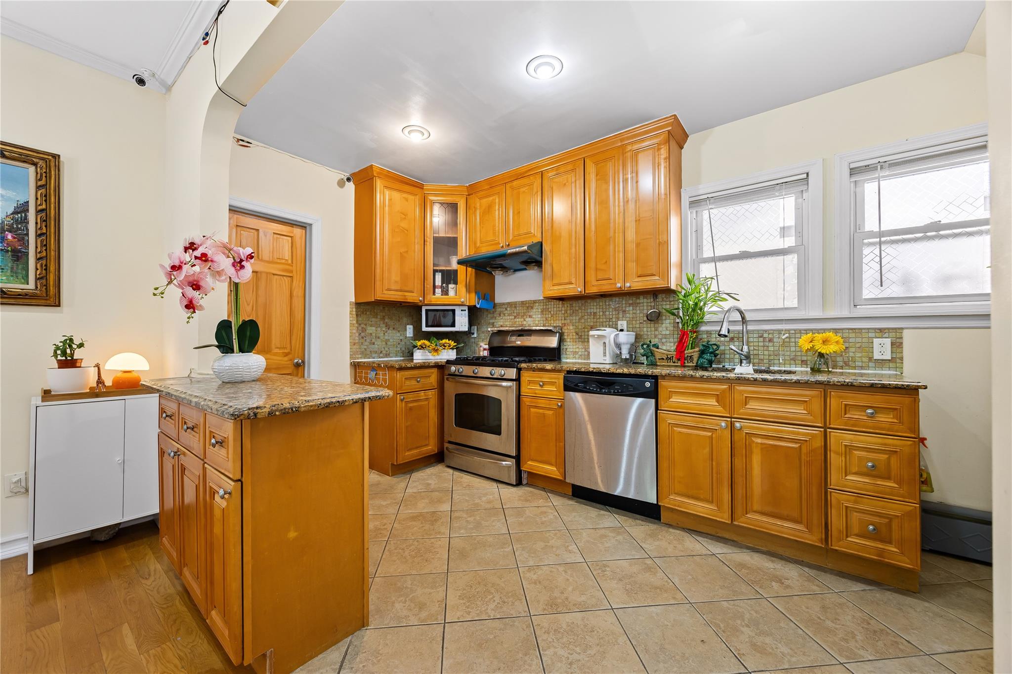 47-18 163 Street Property Photo 15