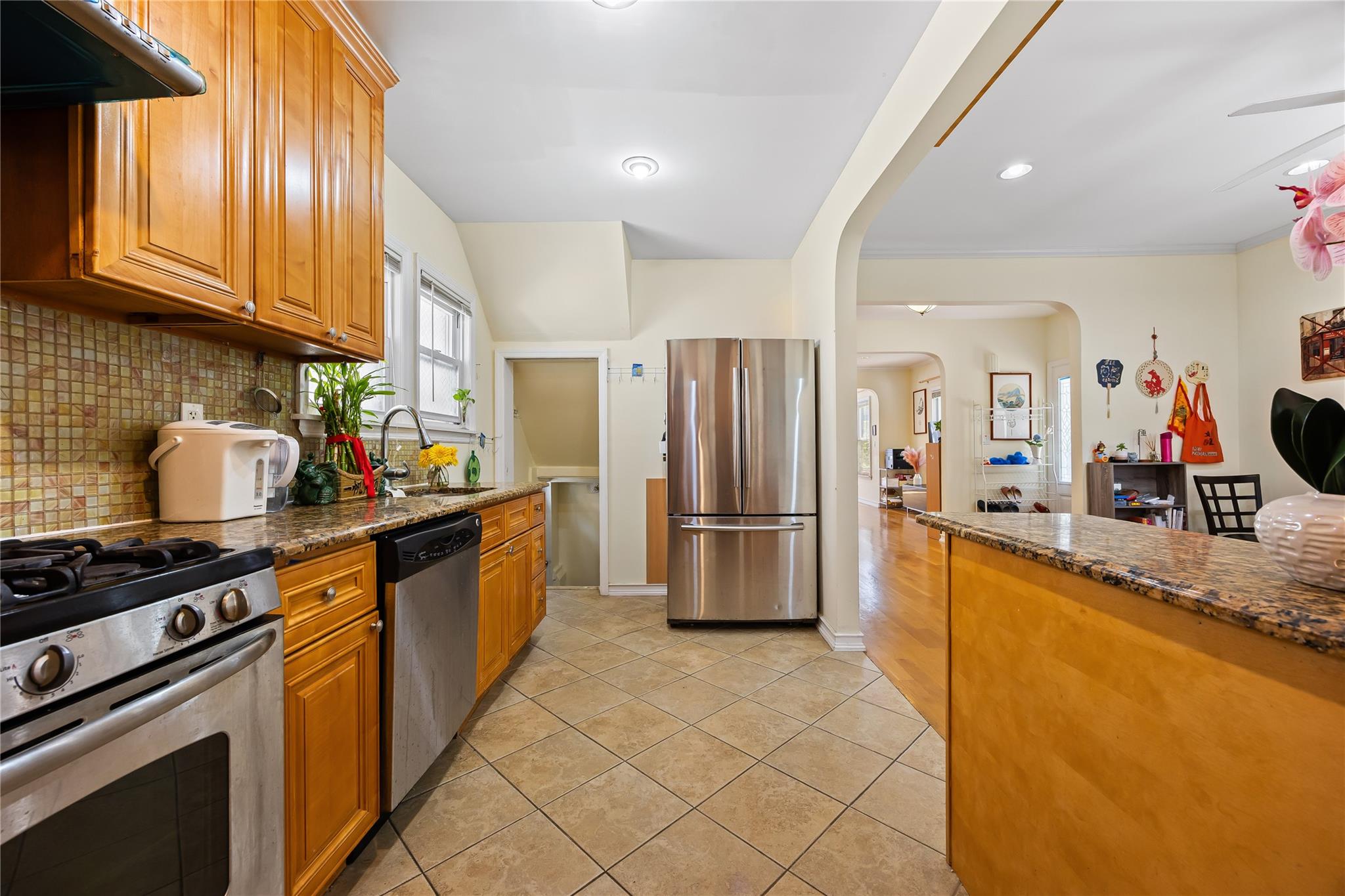 47-18 163 Street Property Photo 16