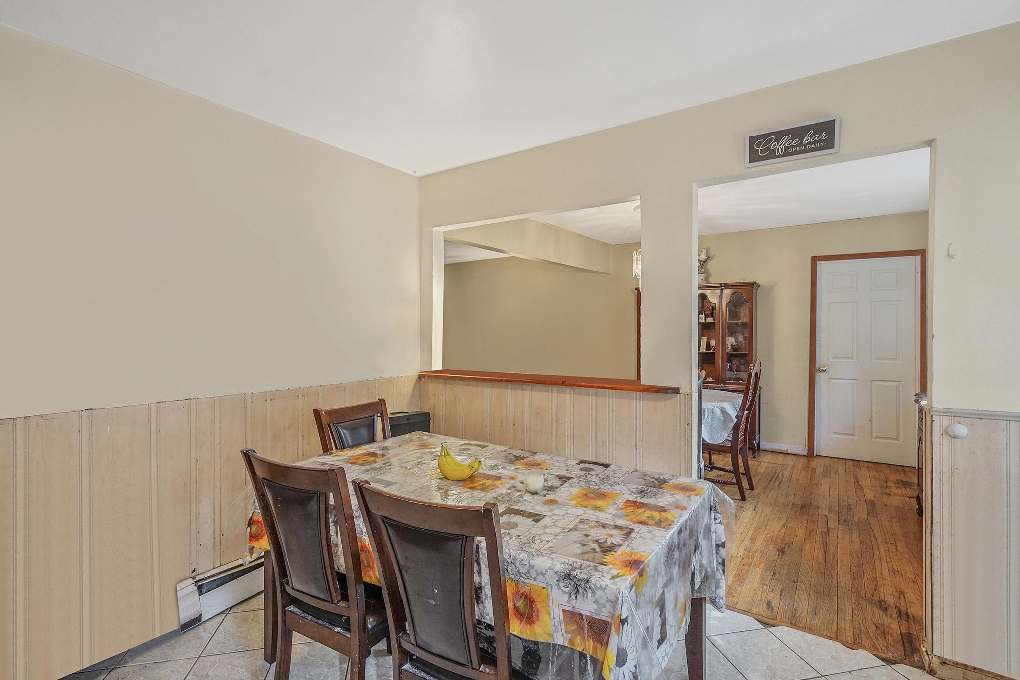 210 Oakdale Bohemia Road Property Photo 14