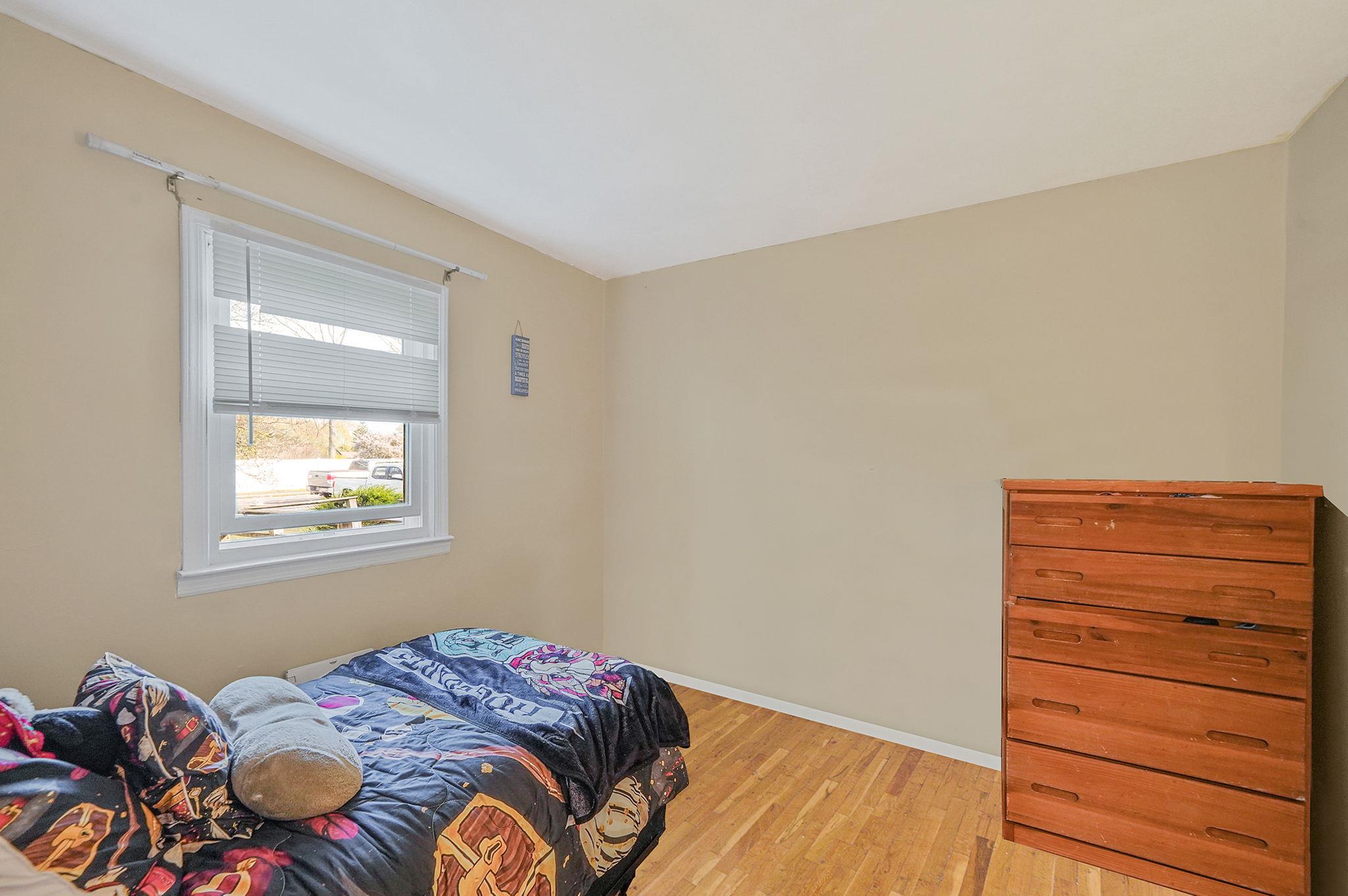 210 Oakdale Bohemia Road Property Photo 20