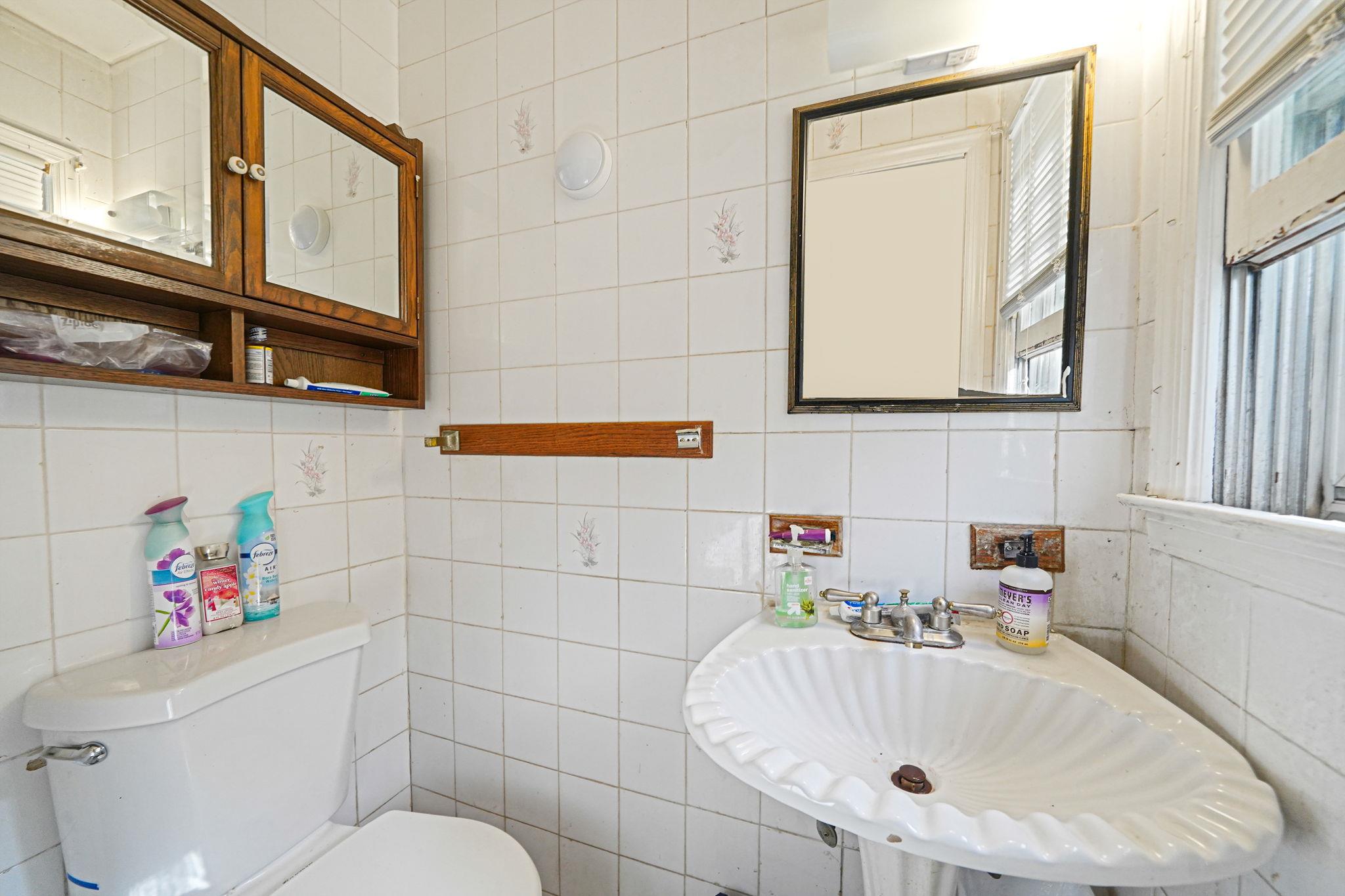 210 Oakdale Bohemia Road Property Photo 23