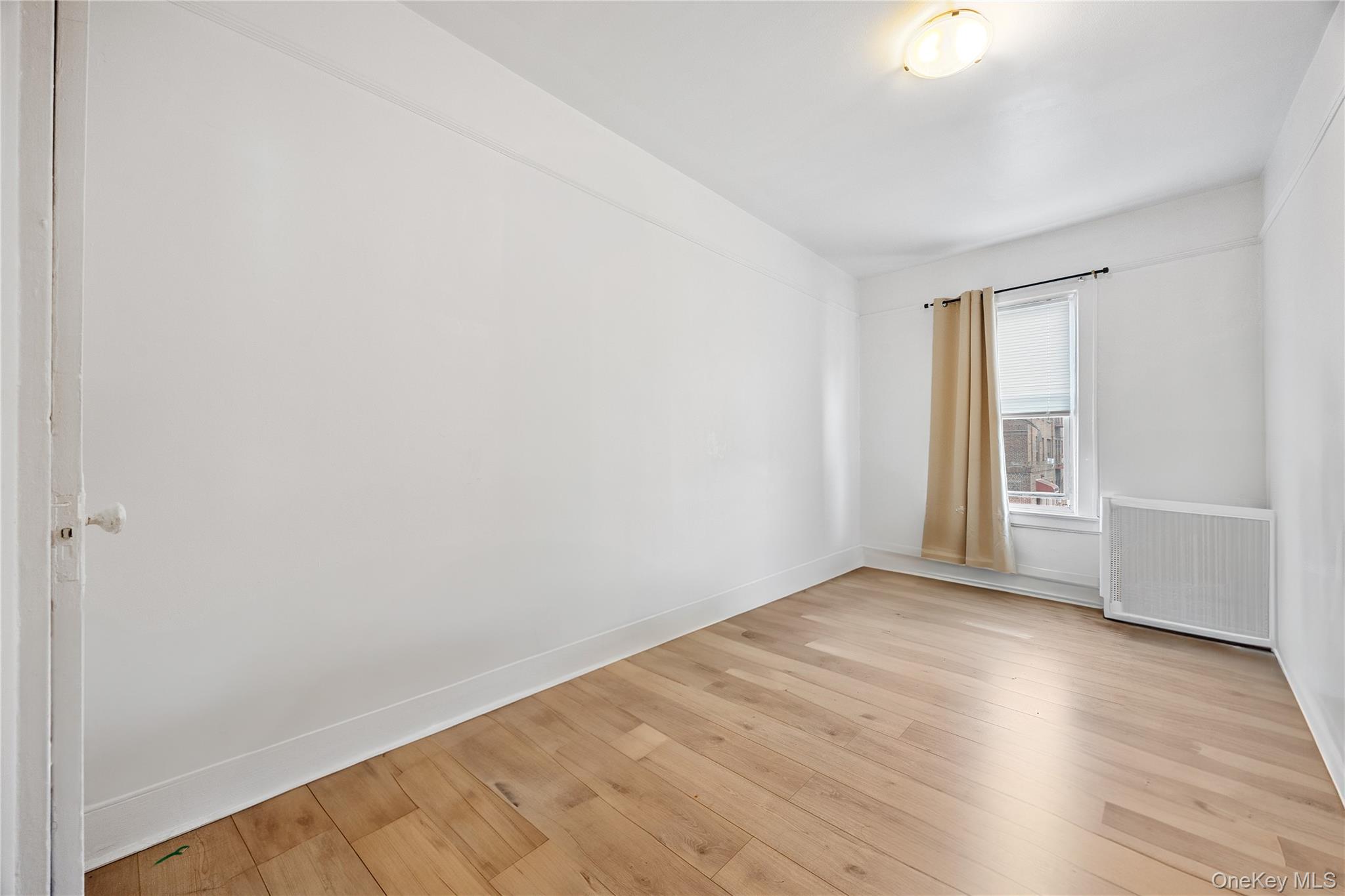 152-26/28 Northern Boulevard Property Photo 7