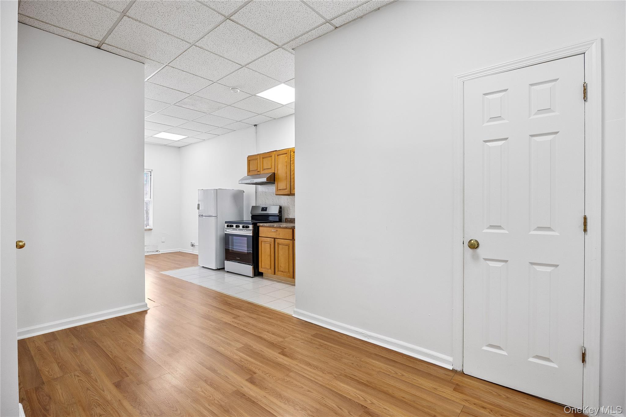 152-26/28 Northern Boulevard Property Photo 8