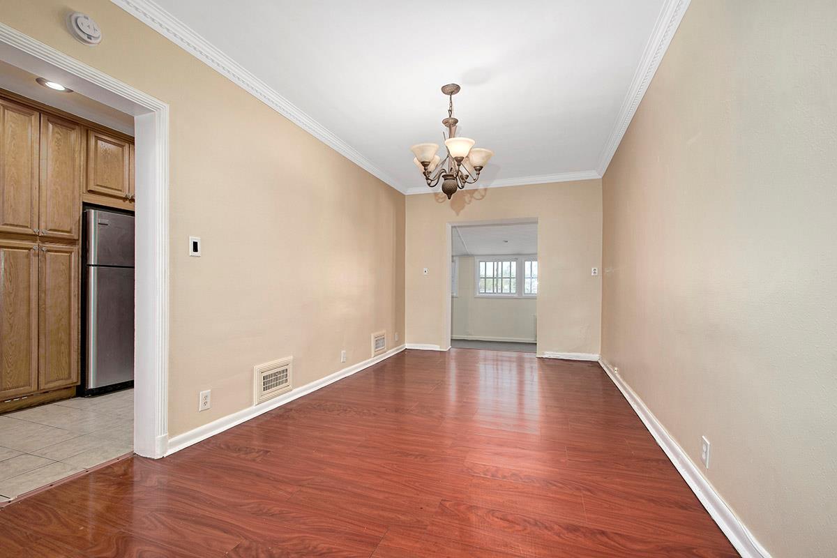 4635 Matilda Avenue Property Photo 7