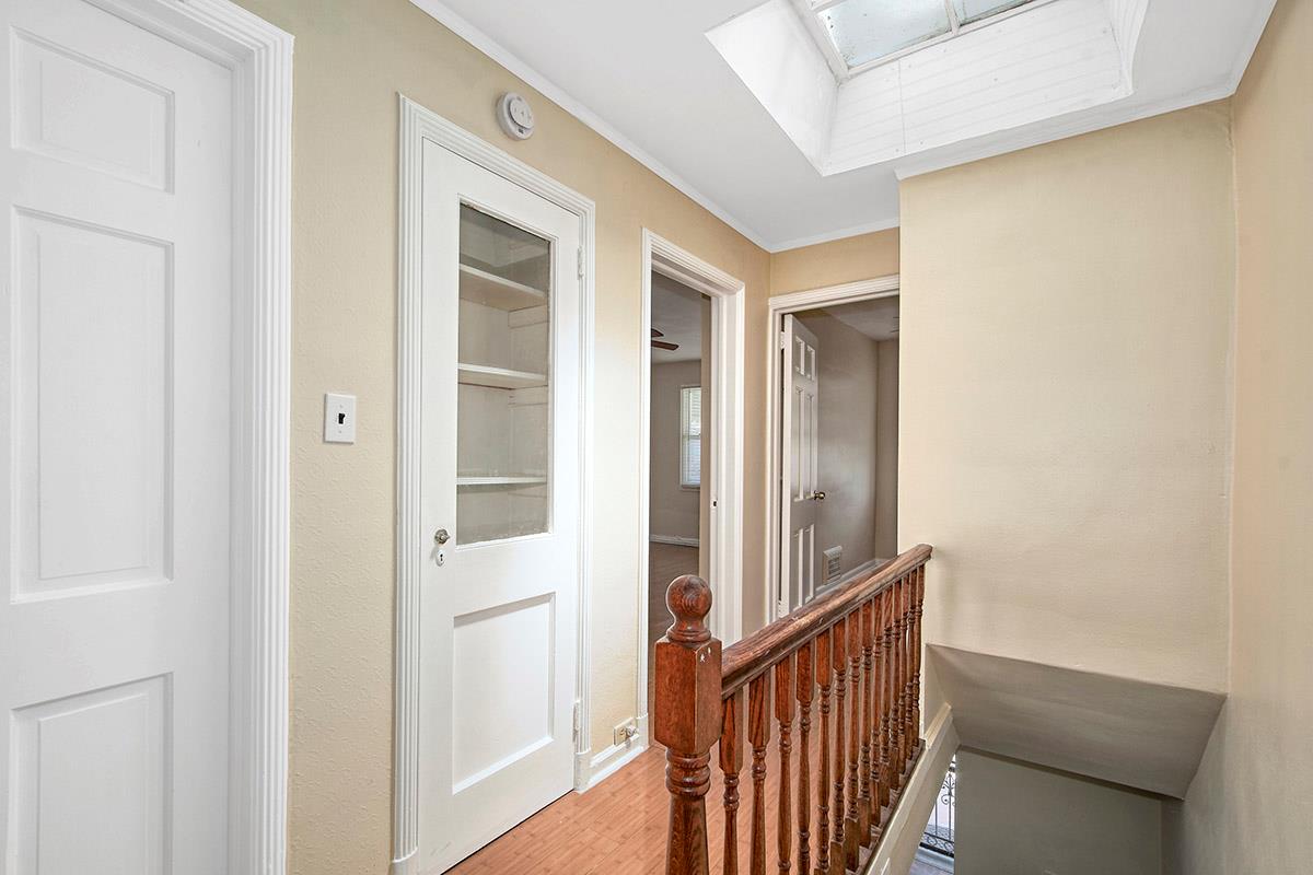 4635 Matilda Avenue Property Photo 13