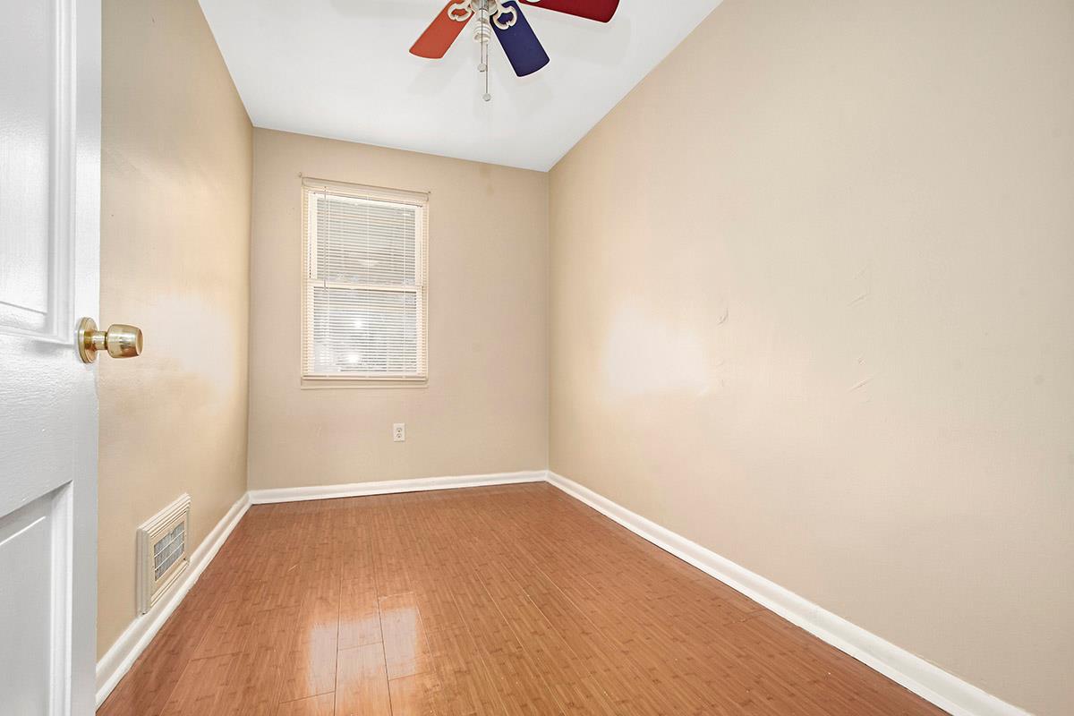 4635 Matilda Avenue Property Photo 16
