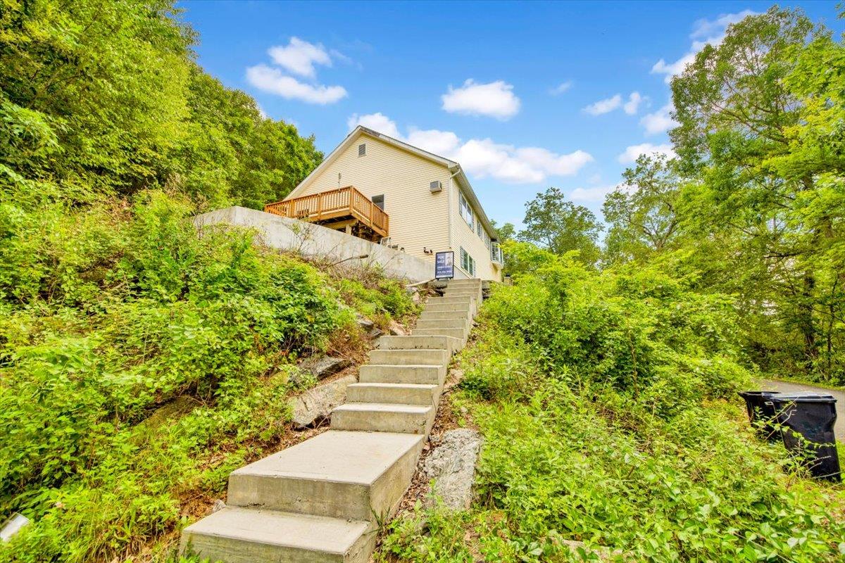254 Farm To Market Road Property Photo 1