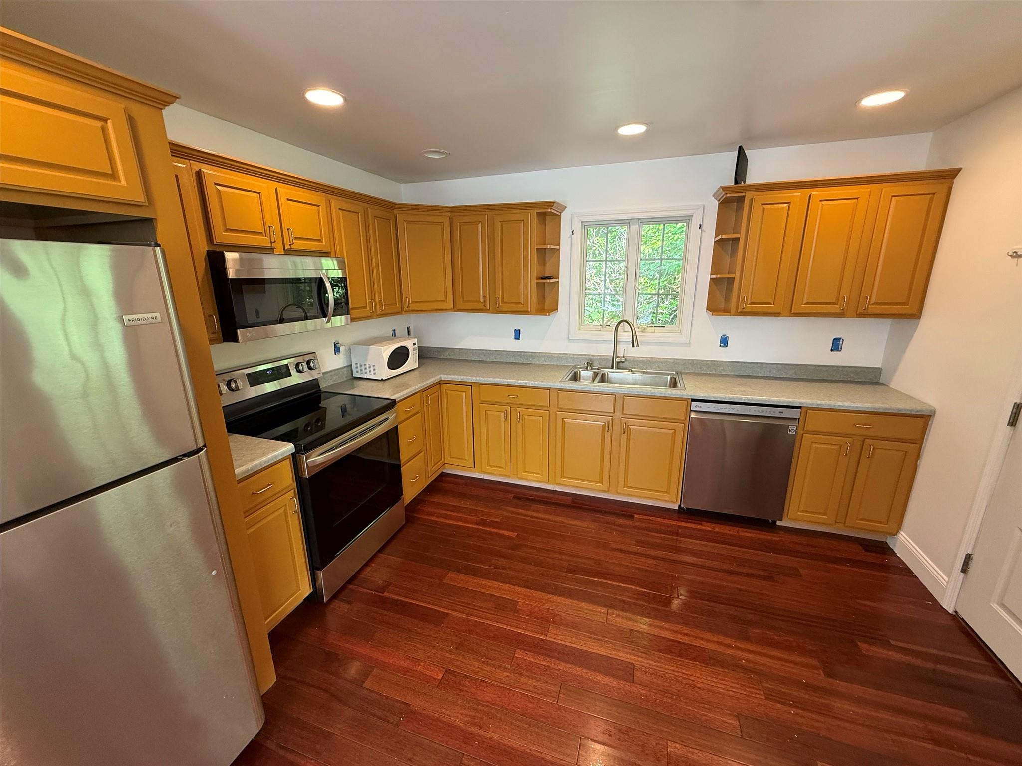 254 Farm To Market Road Property Photo 18