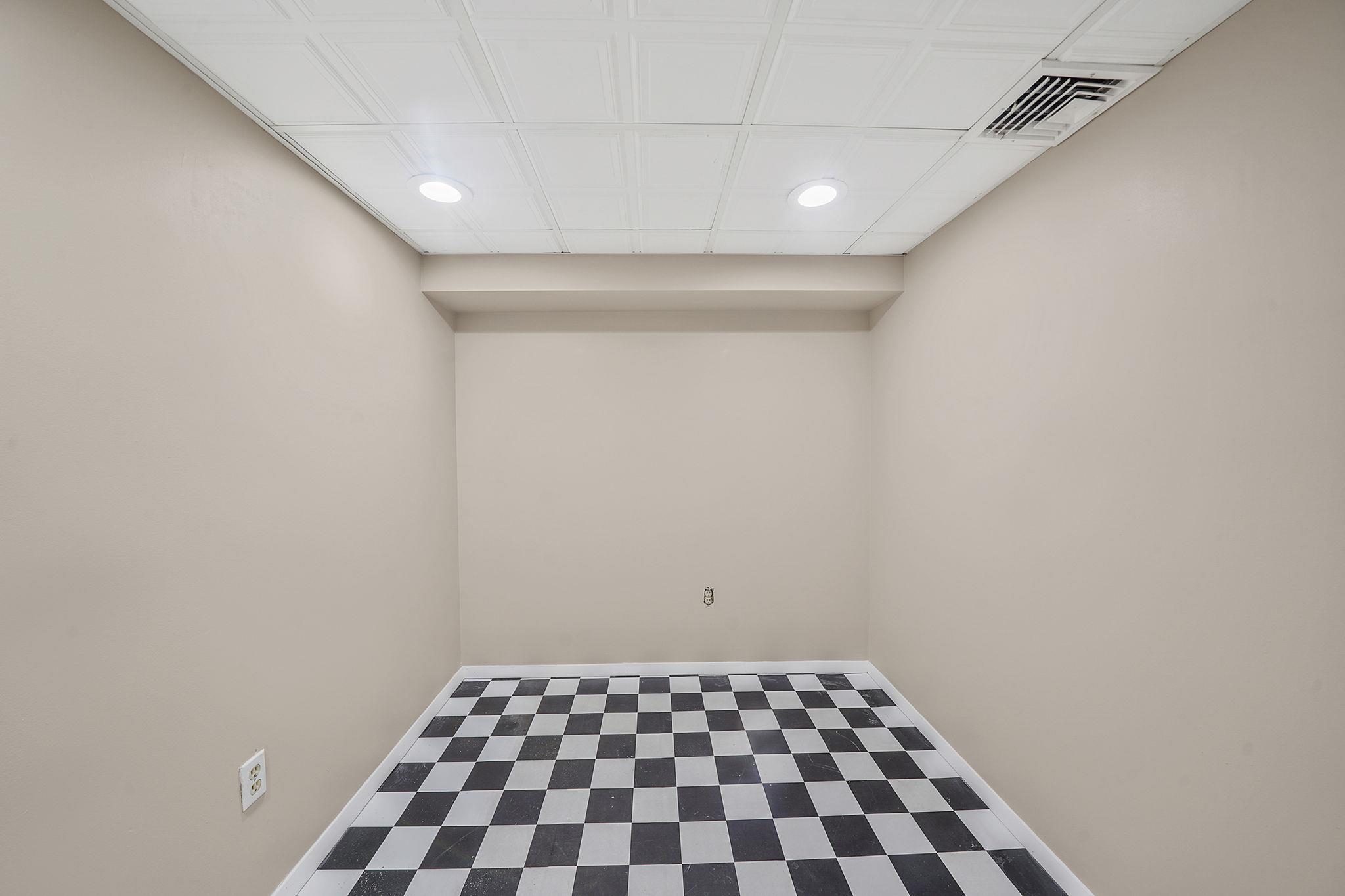 2816 Long Beach Road Property Photo 12