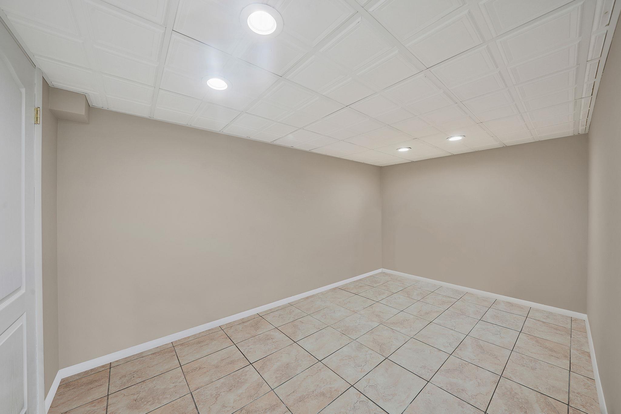 2816 Long Beach Road Property Photo 16