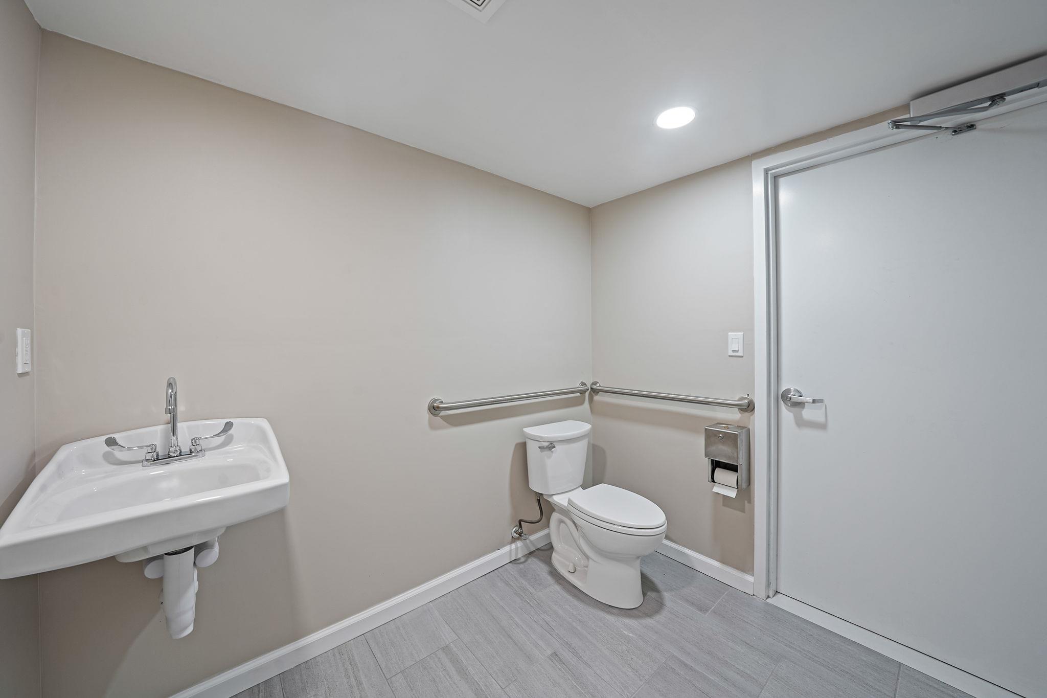 2816 Long Beach Road Property Photo 22