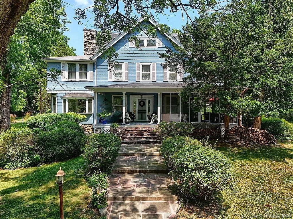 421 Spring Street