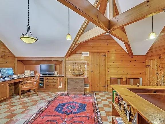 421 Spring Street Property Photo 49