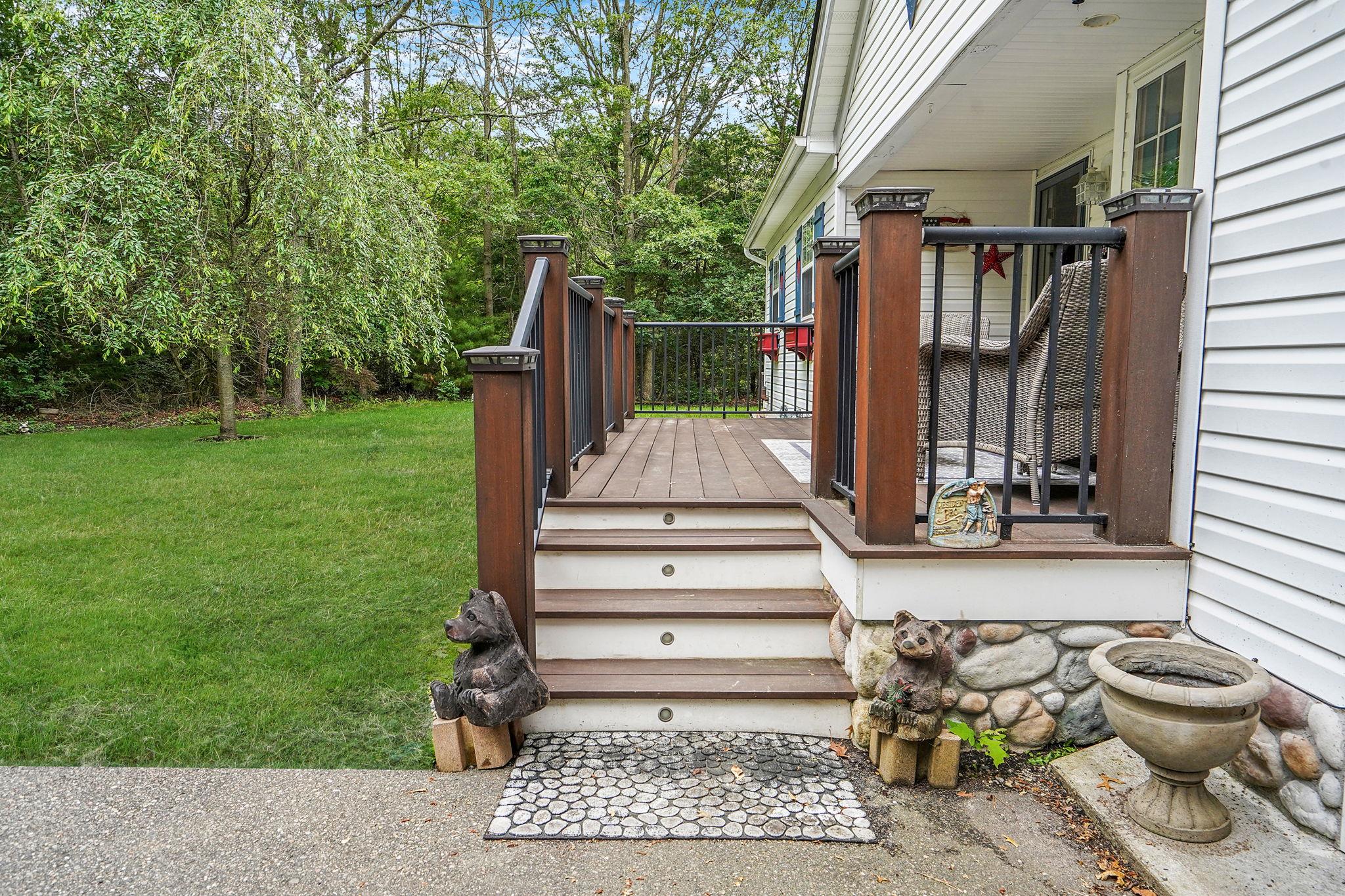 138 Barton Avenue Property Photo 4