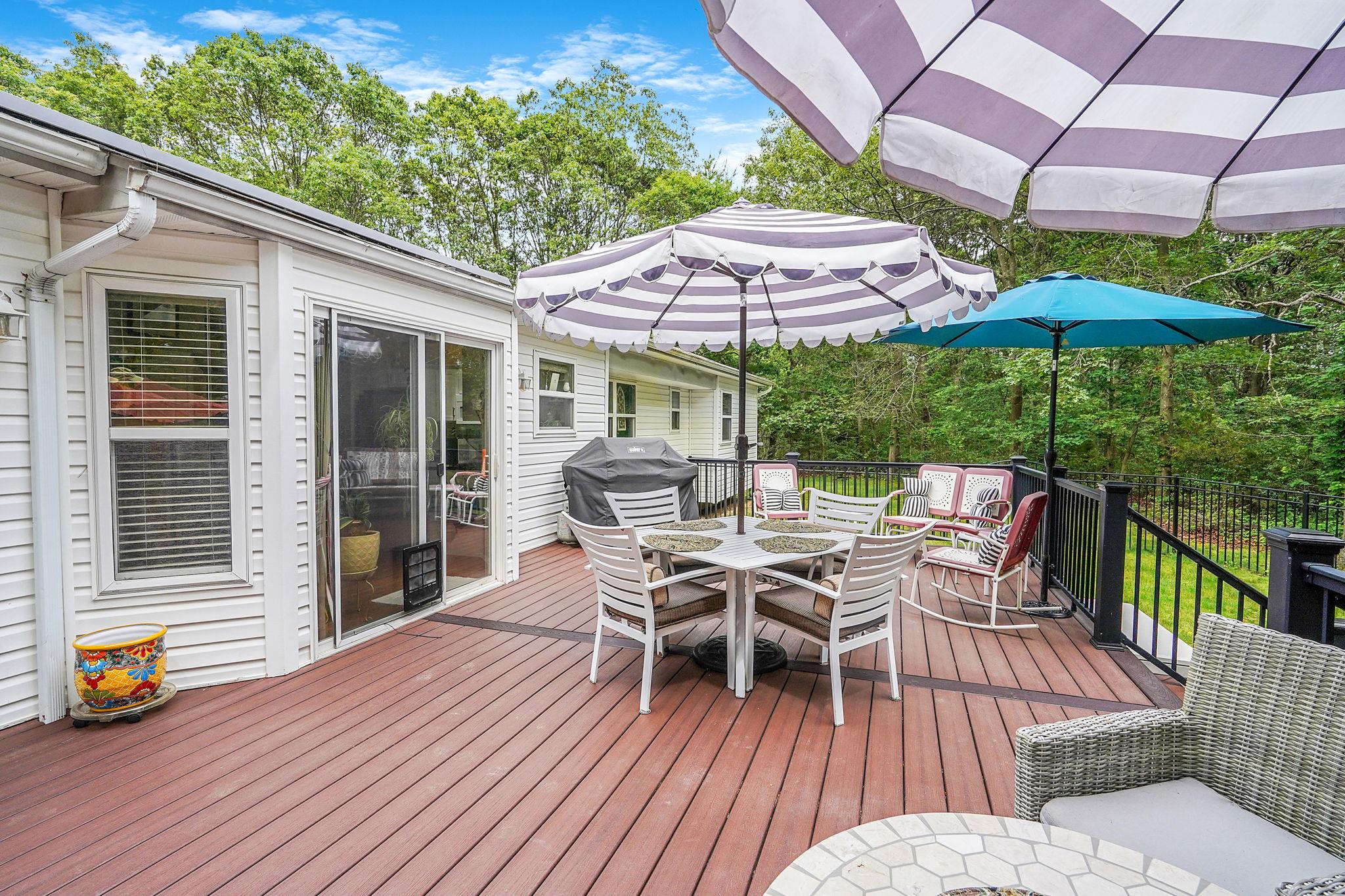 138 Barton Avenue Property Photo 12