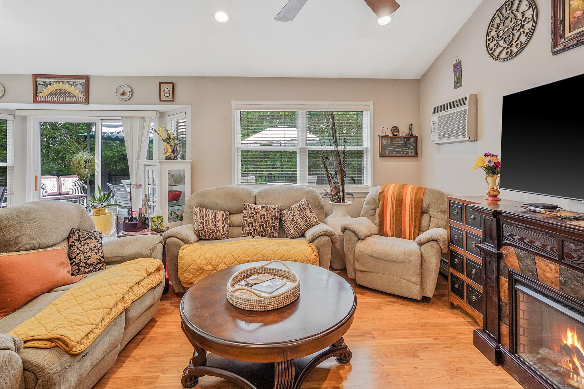 138 Barton Avenue Property Photo 24
