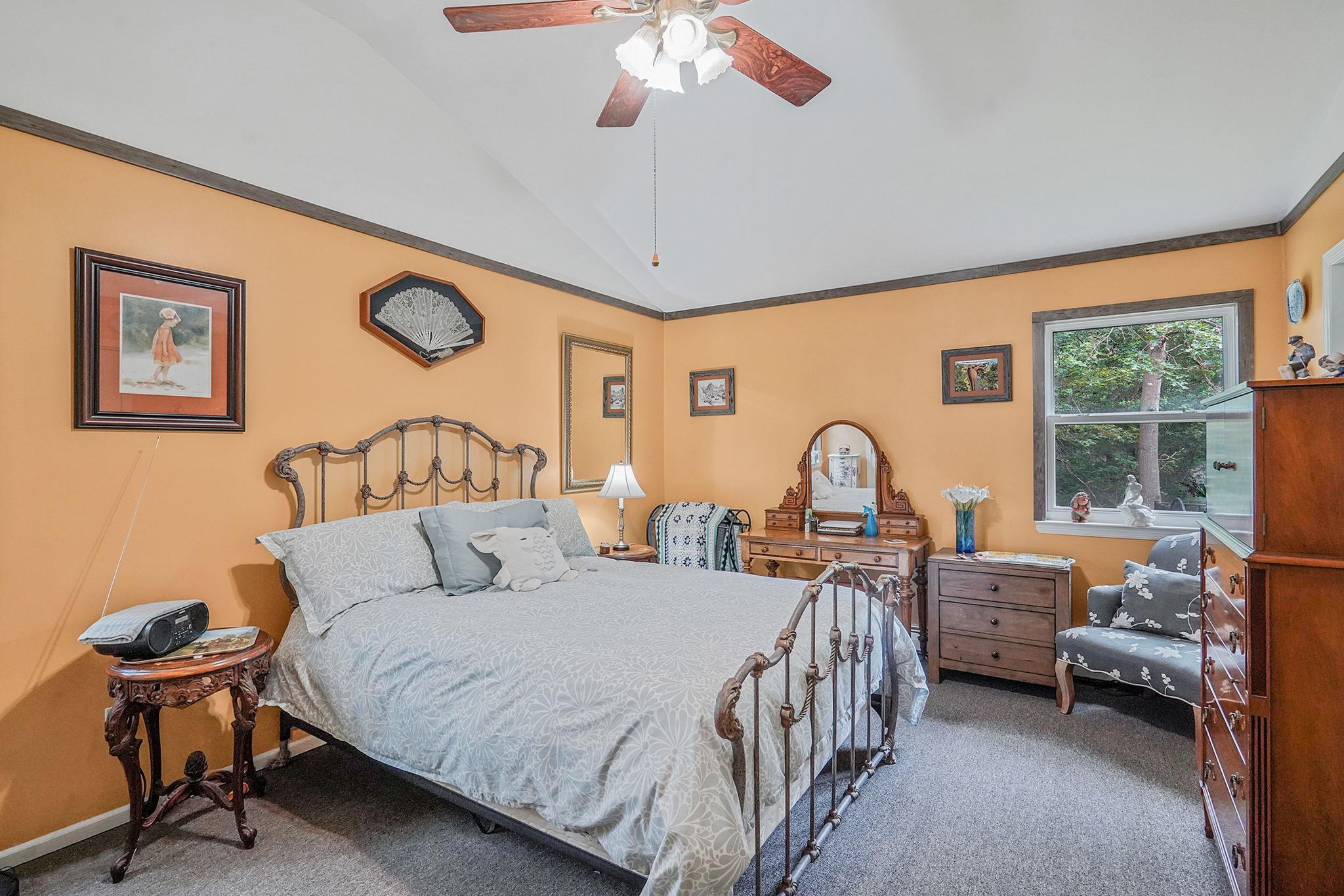 138 Barton Avenue Property Photo 36