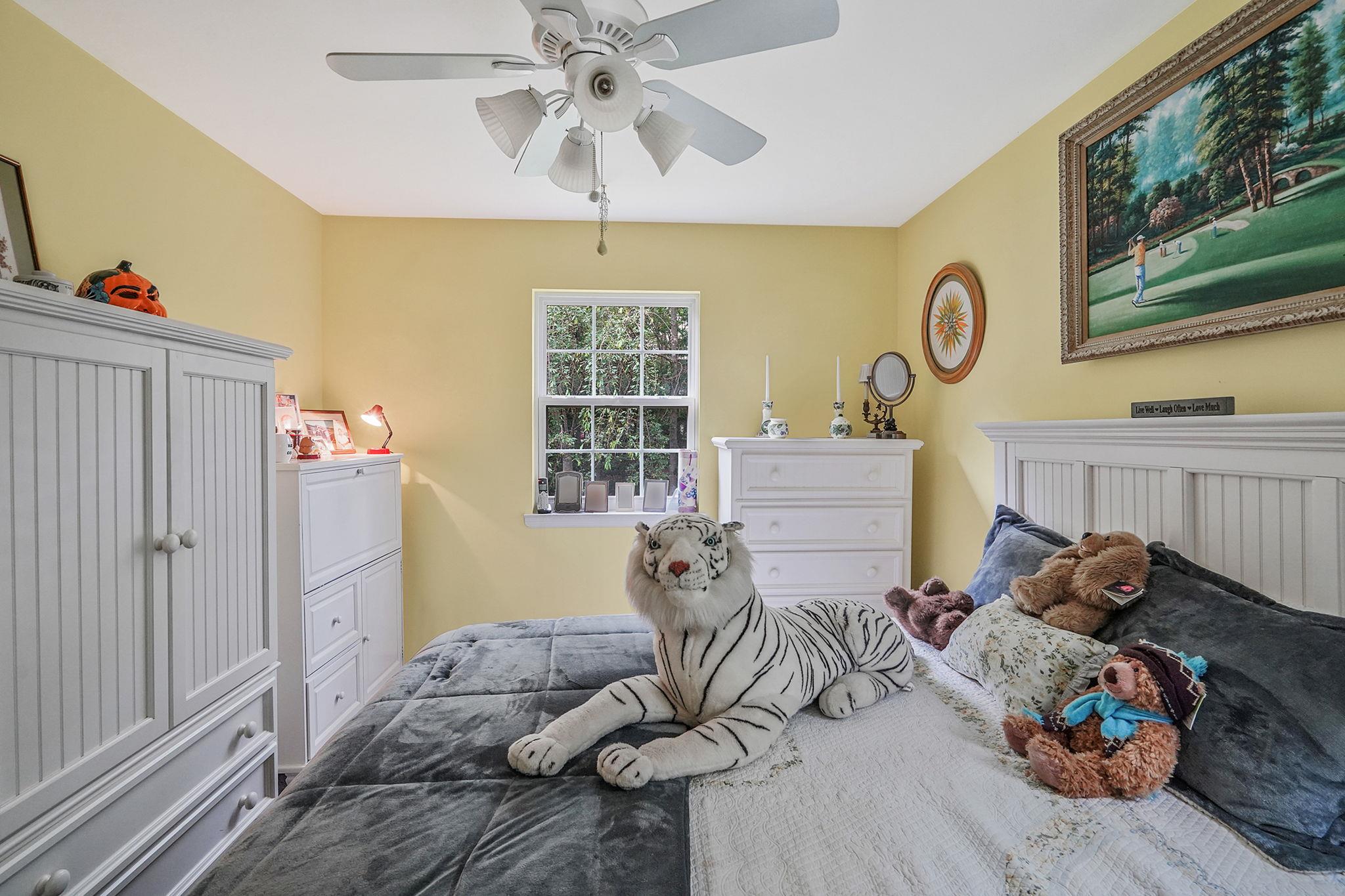 138 Barton Avenue Property Photo 39