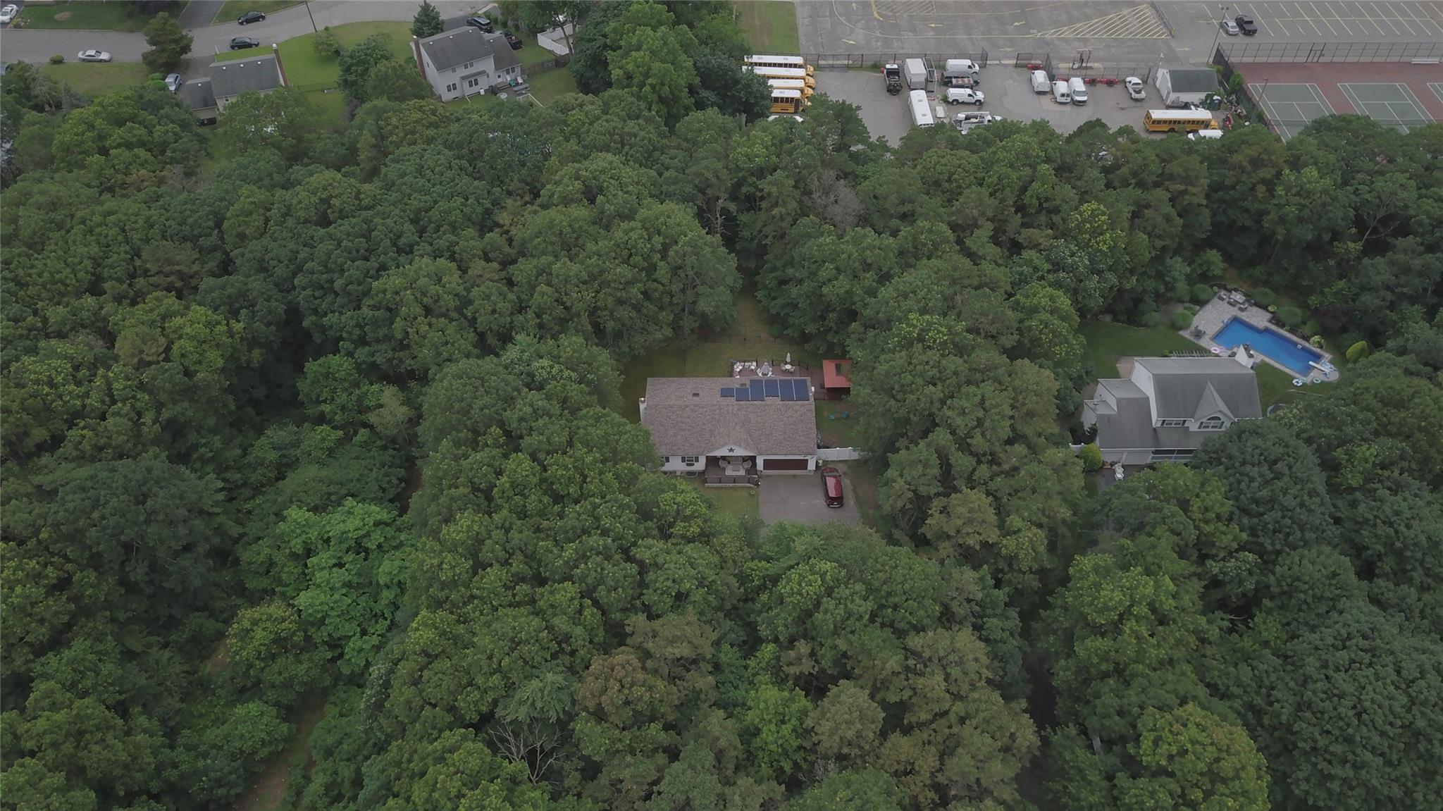 138 Barton Avenue Property Photo 48