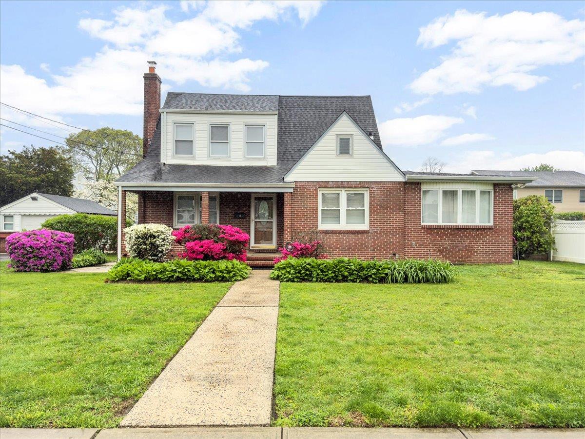 12 Dorothy Street Property Photo 1