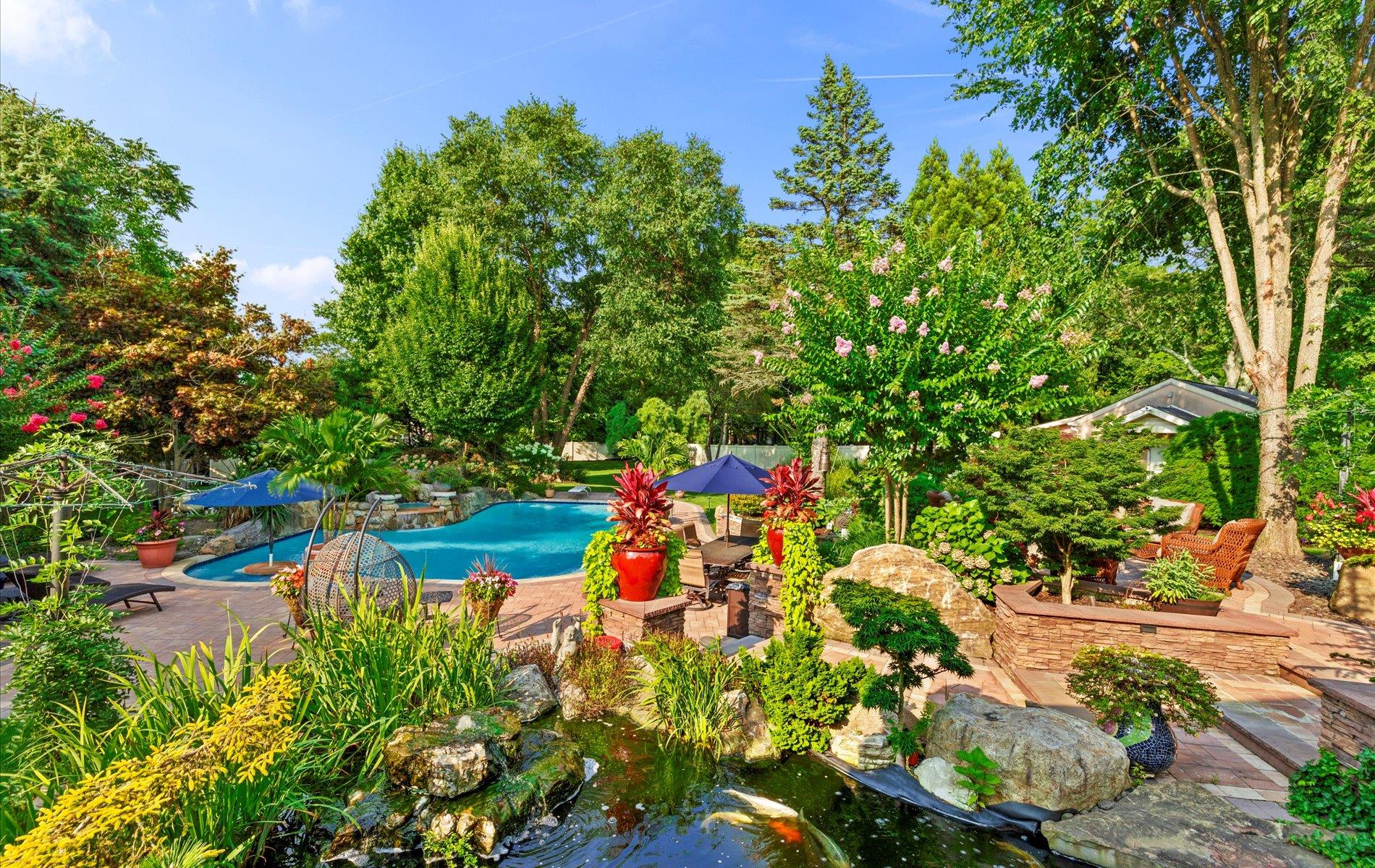 5 Glen Hill Court Property Photo 2