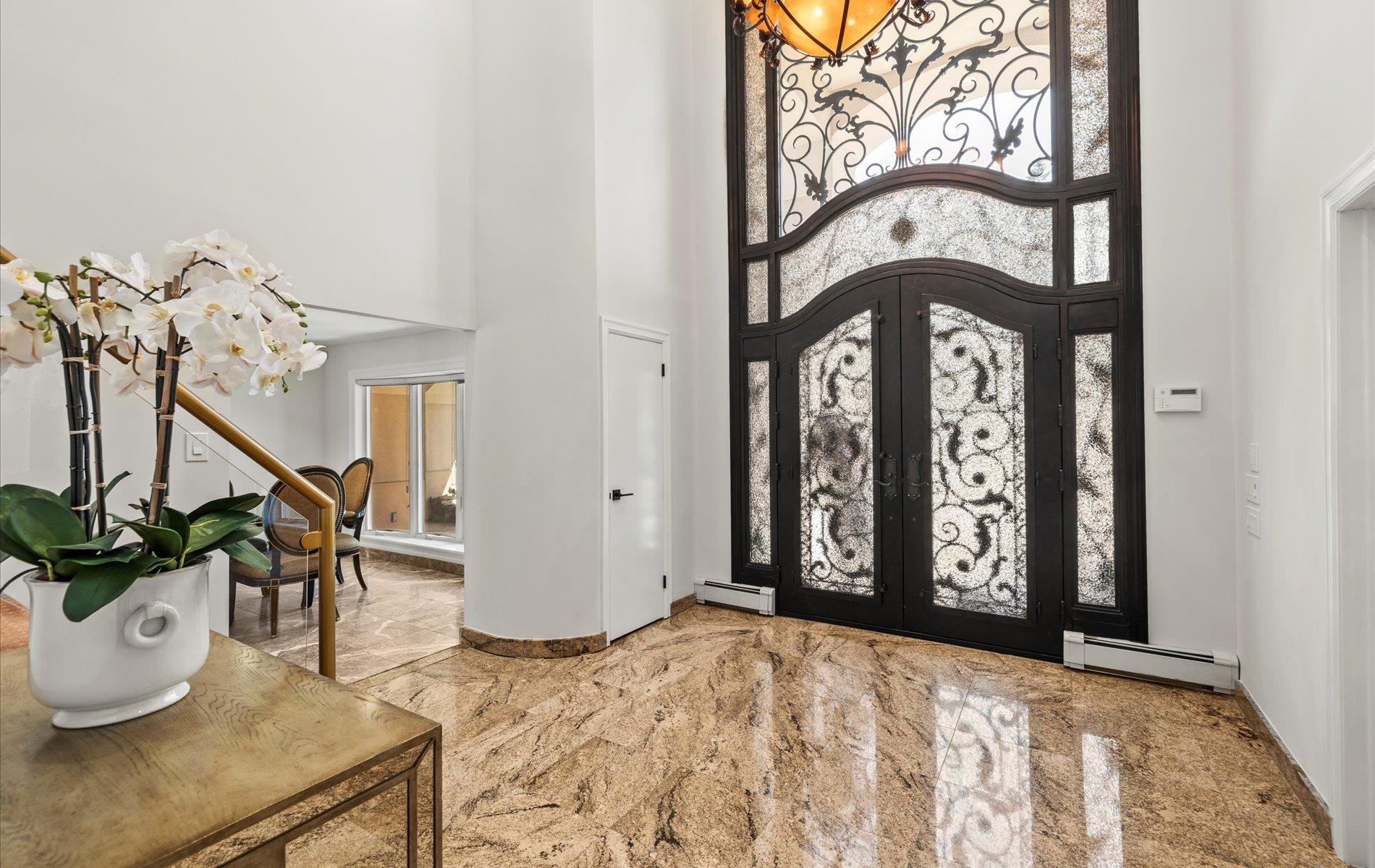5 Glen Hill Court Property Photo 3