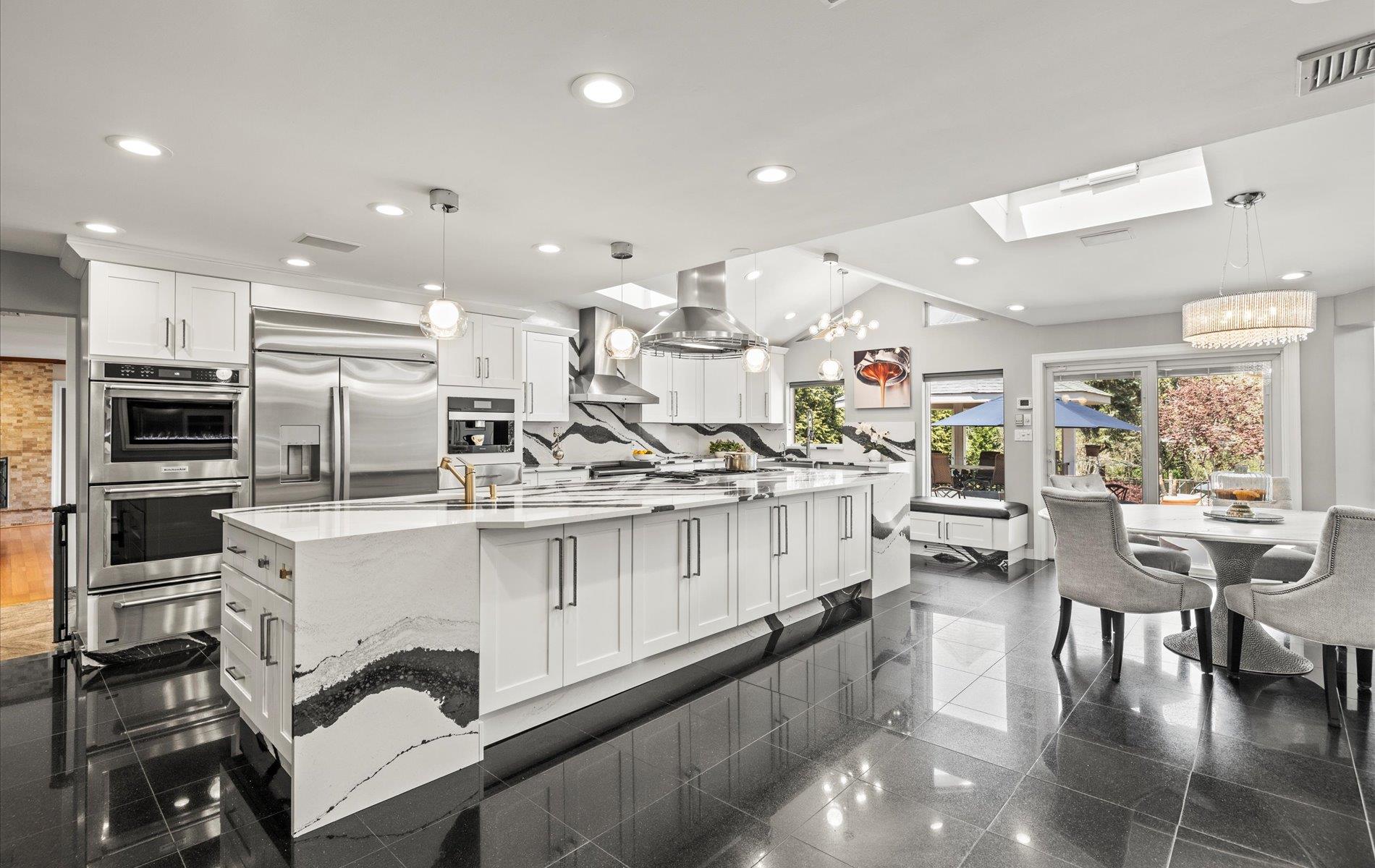 5 Glen Hill Court Property Photo 10