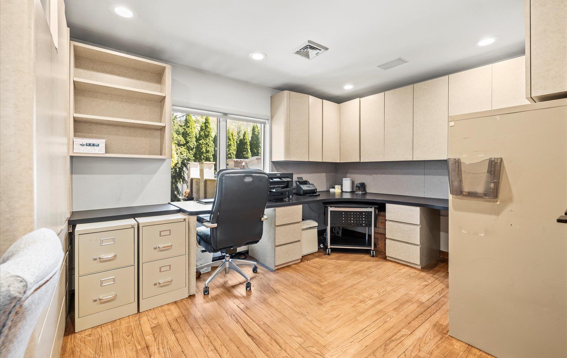 5 Glen Hill Court Property Photo 17