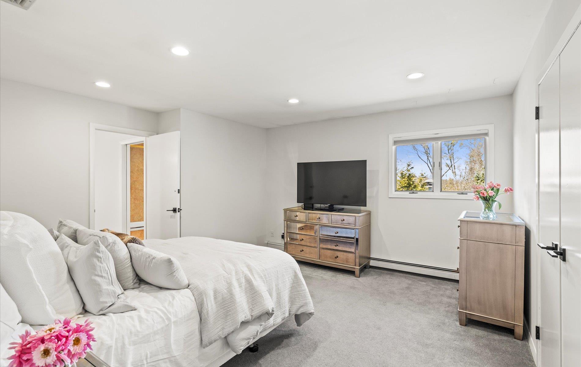 5 Glen Hill Court Property Photo 26