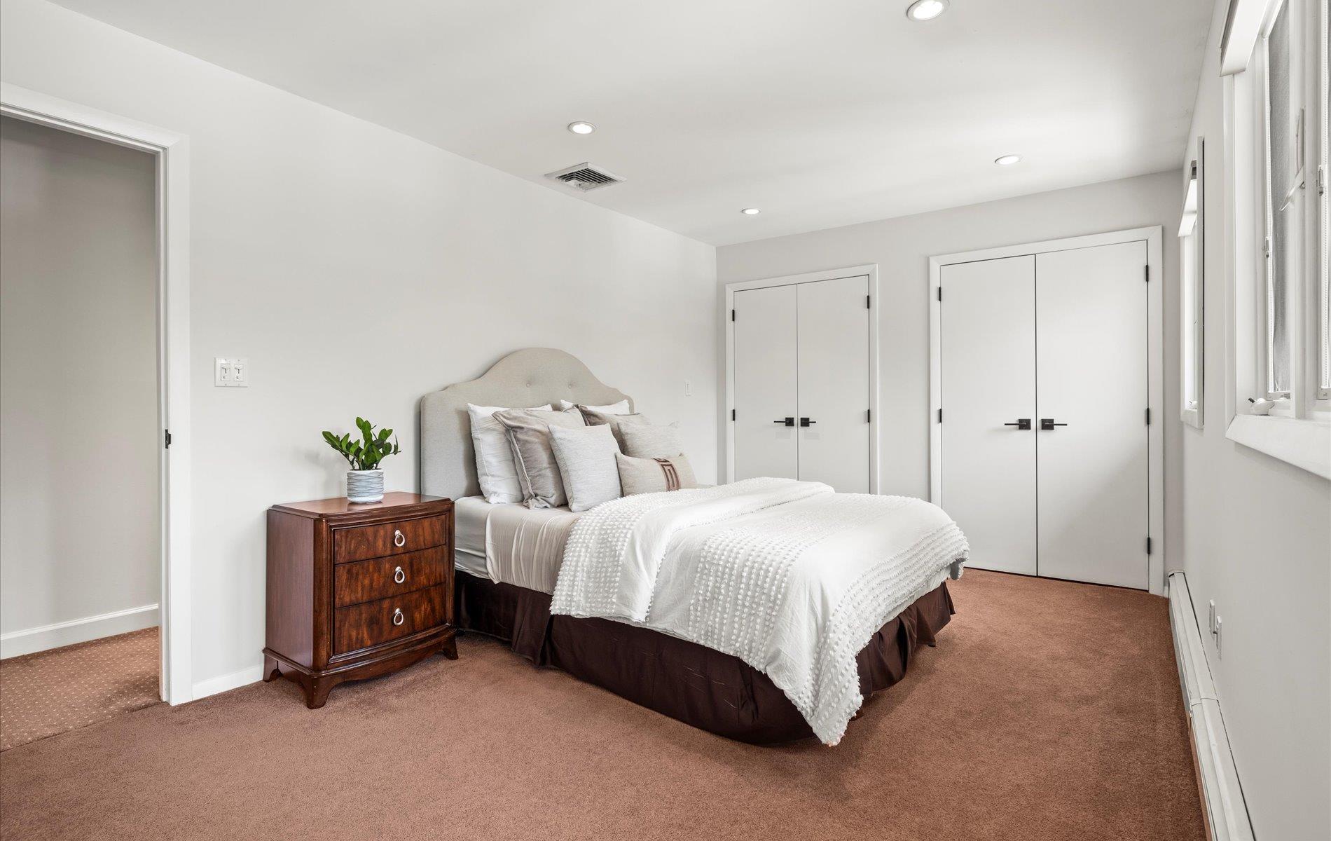 5 Glen Hill Court Property Photo 28