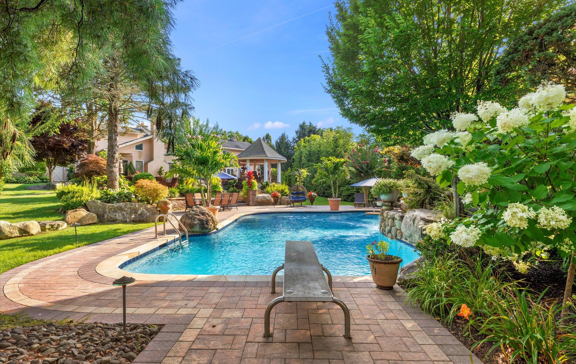 5 Glen Hill Court Property Photo 41