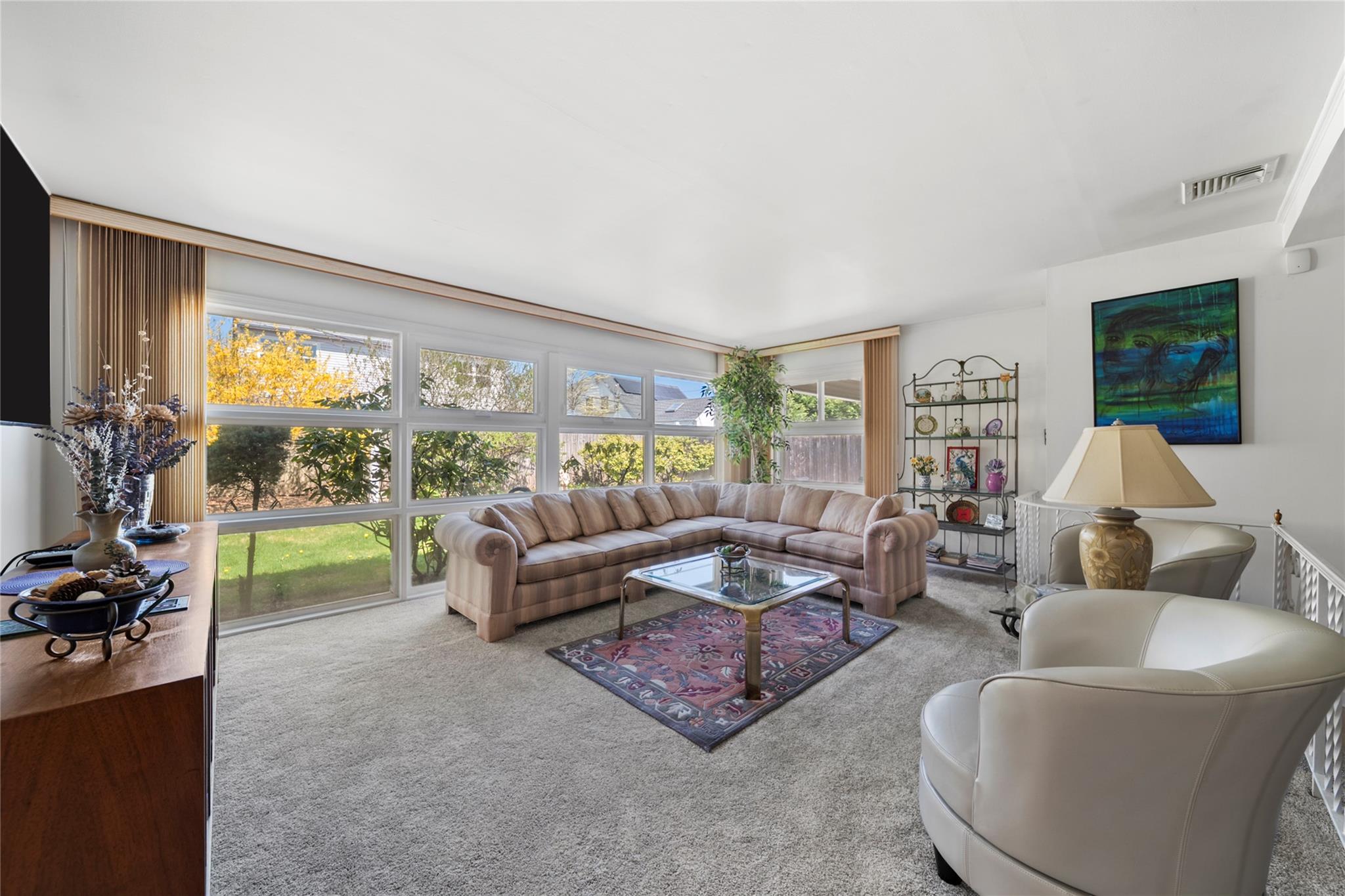 4 Springtime Lane Property Photo 4