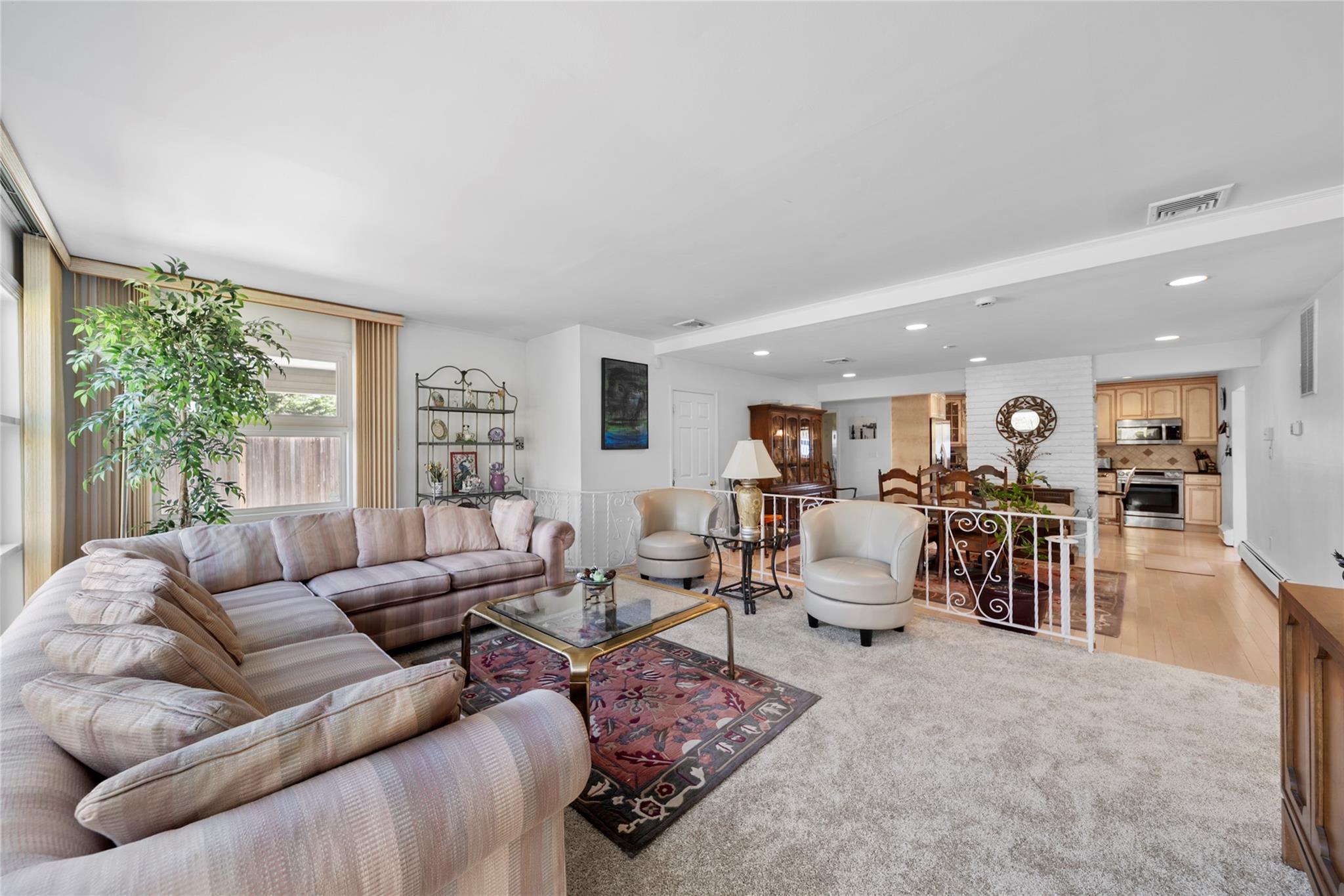 4 Springtime Lane Property Photo 5