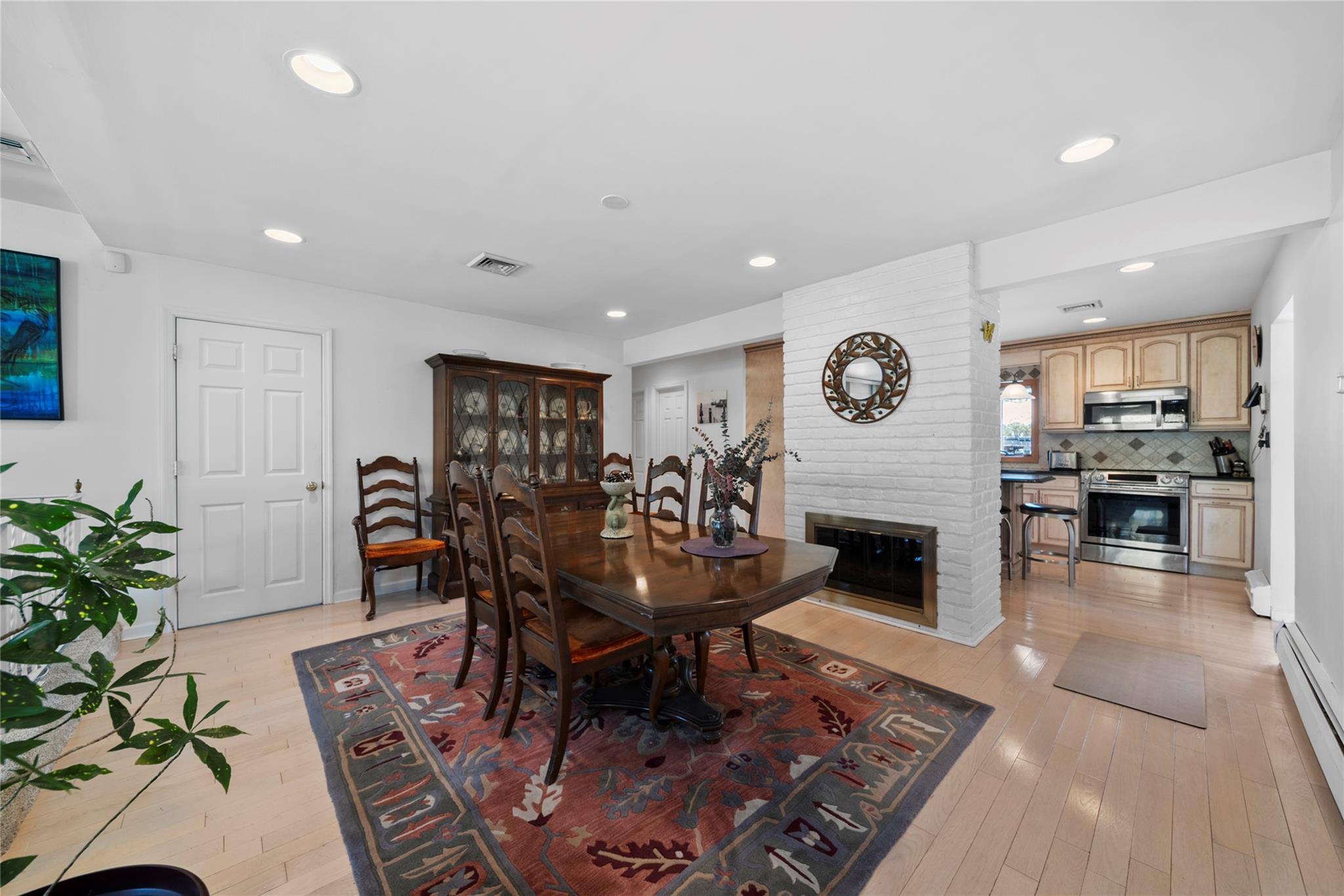 4 Springtime Lane Property Photo 6